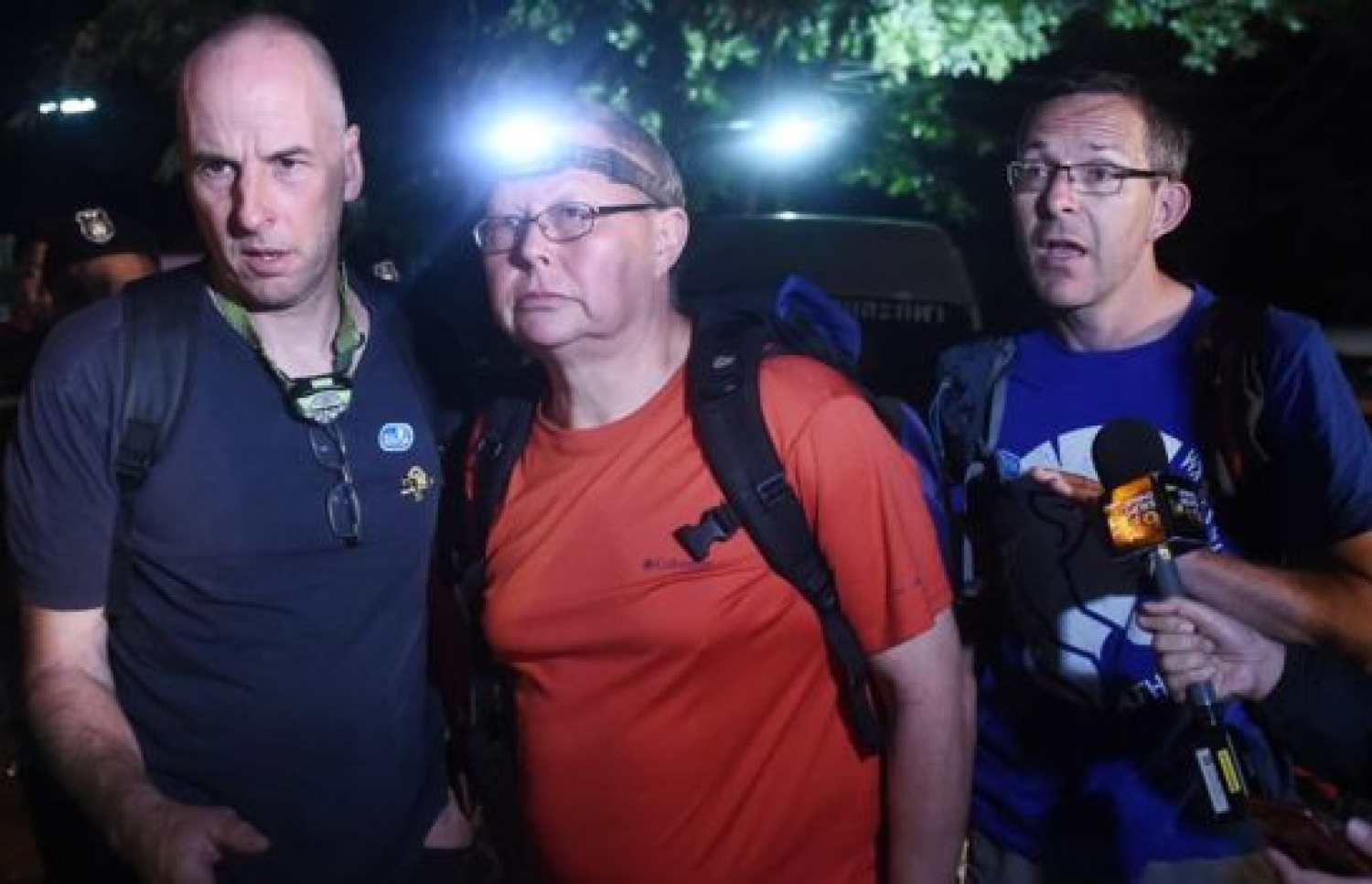 ކުދިން ހޯދި ޑައިވަރުންގެ ޓީމުގައި ހިމެނޭ (ކ-ވ) ރިޗަޑް ސްޓެންޓޮން، ރޮބަޓް ހާޕާ އަދި ޖޯން ވޮލަންތެން. --ފޮޓޯ:އޭއެފްޕީ