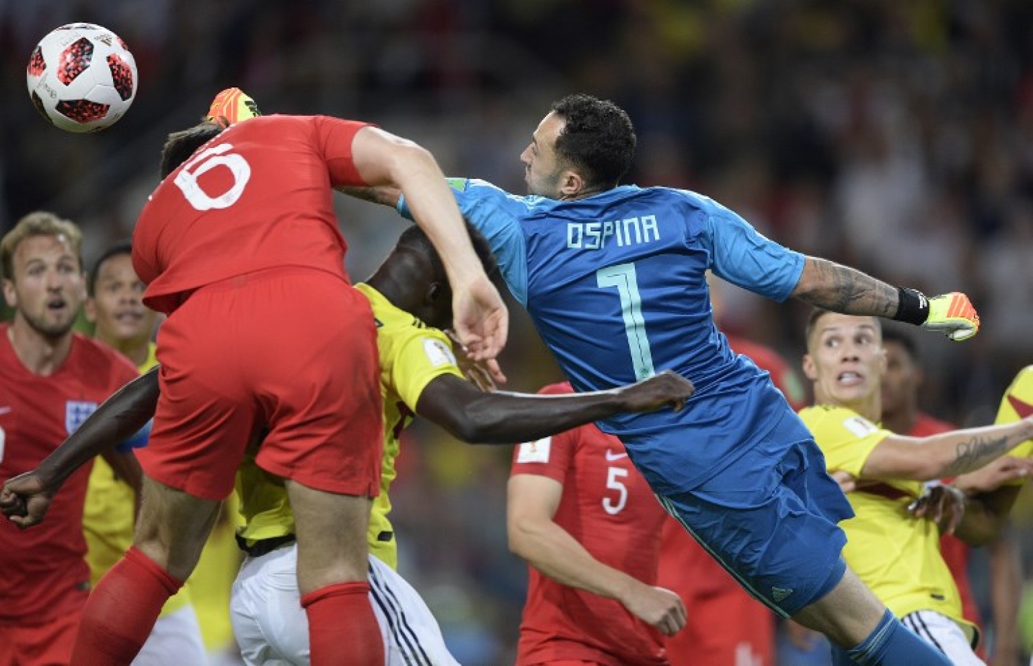 މޮސްކޯ: ޖުލައި 3، 2018: ވޯލްޑް ކަޕް ފުޓްބޯޅަ މުބާރާތުގައި އިންގްލެންޑް އާ ކޮލަމްބިއާ ކުޅުނު މެޗުގެ ތެރެއިން: ވޯލްޑް ކަޕް ފުޓްބޯޅަ މުބާރާތުގައި ޕެނަލްޓީ ޖަހައިގެން ކޮލަމްބިއާ އަތުން 4-3 އިން މޮޅުވެ އިންގްލެންޑް މުބާރާތުގެ ކުއާޓާ ފައިނަލުން ވަނީ ފުރުސަތު ހޯދައިފައި.-- ފޮޓޯ: އޭއެފްޕީ