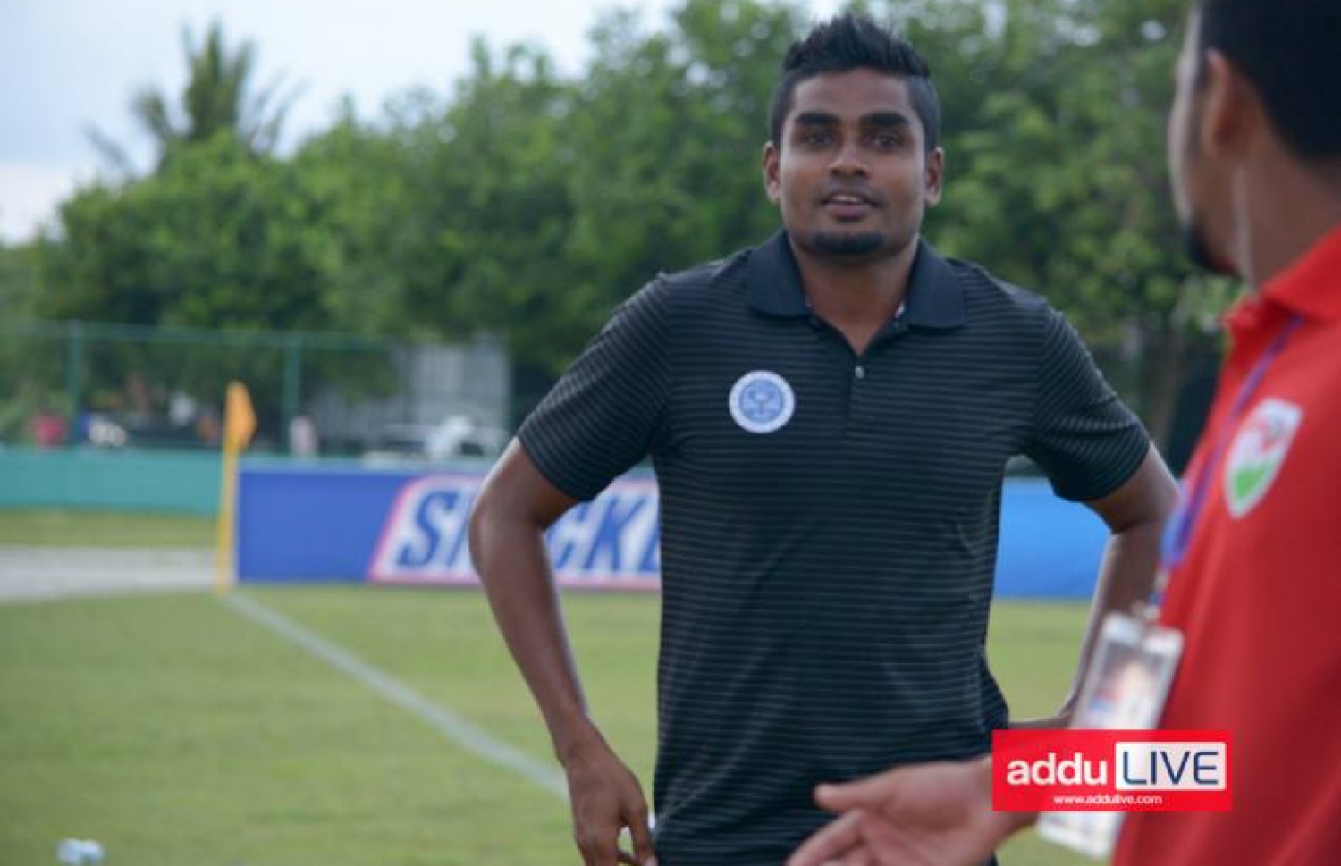 ނިއު ރޭޑިއަންޓަށް 2015 ވަނަ އަހަރުގެ ޕްރެޒިޑެންޓްސް ކަޕުގައި ސޮބާ ކޯޗުކޮށްދިނީ.-- ފޮޓޯ: އައްޑޫލައިވް