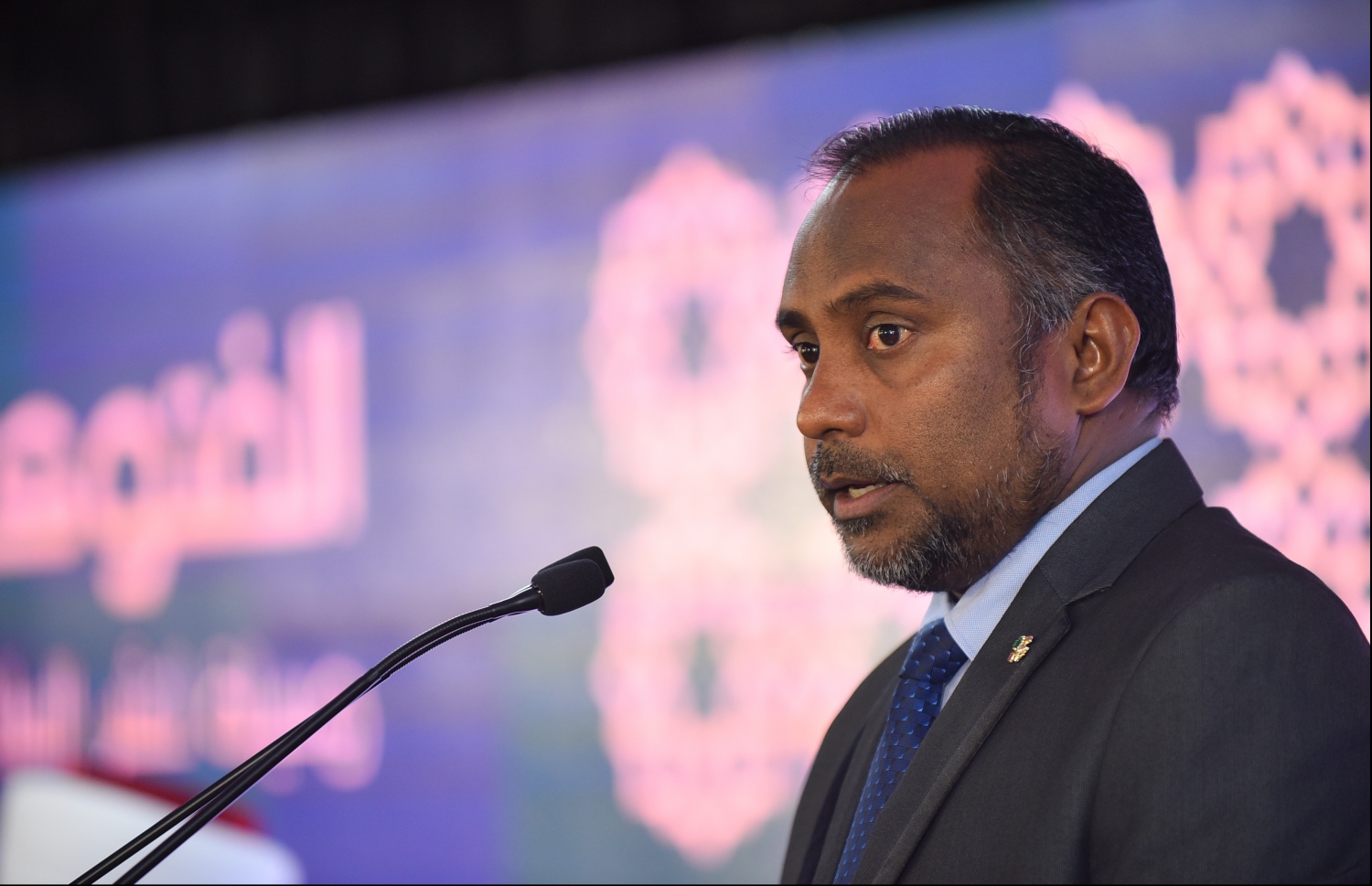 މާލެ: ޖުލައި 8، 2018- ރާއްޖޭގެ ފަތުވާ މަޖިލީހުގެ ފަރާތުން ކުރިއަށް ގެންދާ ފަތުވާ ފޯރަމް ފެށުމުގެ ރަސްމިއްޔާތުގައި، ރާއްޖޭގެ އިސްލާމިކް މިނިސްޓަރު ޑރ. ޒިޔާދު ވާހަކަ ދައްކަވަނީ.--- ފޮޓޯ: ހުސައިން ވަހީދު/މިހާރު