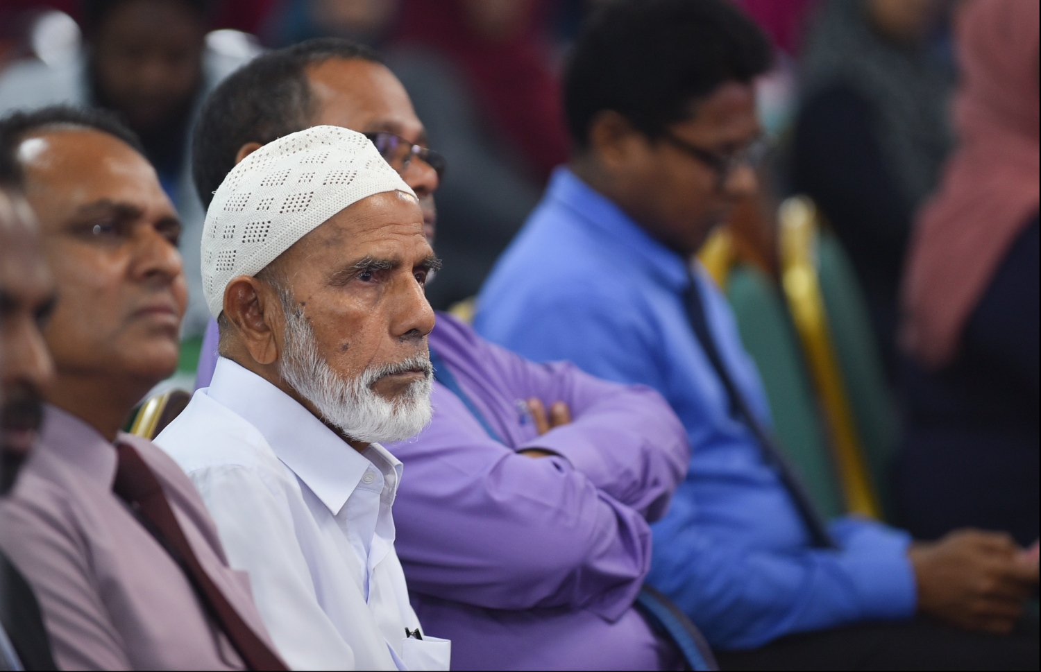 މާލެ: ޖުލައި 8، 2018- ރާއްޖޭގެ ފަތުވާ މަޖިލީހުގެ ފަރާތުން ބާއްވާ ފަތުވާ ފޯރަމް ފެށުމުގެ ރަސްމިއްޔާތުގައި، ދީނީ އިލްމުވެރިޔާ ޝޭހް އުސްމާން އަބްދުﷲ އާއި އެހެން ބައެއް ބޭފުޅުން ބައިވެރިވެވަޑައިގަންނަވަނީ.--- ފޮޓޯ: ހުސައިން ވަހީދު/މިހާރު