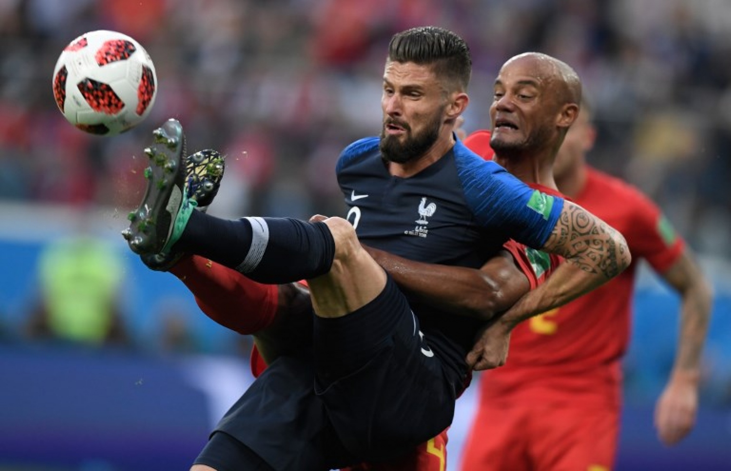 ސެއިން ޕީޓާސްބާގް: ޖުލައި 10، 2018: ވޯލްޑް ކަޕް ފުޓްބޯޅަ މުބާރާތުގައި ފްރާންސް އާ ބެލްޖިއަމް ކުޅުނު މެޗުގެ ތެރެއިން: ސެމީ ފައިނަލް ފުރަތަމަ މެޗުން ބެލްޖިއަމްގެ މައްޗަށް 1-0 އިން ކުރިހޯދައި ފްރާންސް 12 އަހަރަށް ފަހު މުބާރާތުގެ ފައިނަލުން ވަނީ ޖާގަ ހޯދައިފައި.-- ފޮޓޯ: އޭއެފްޕީ