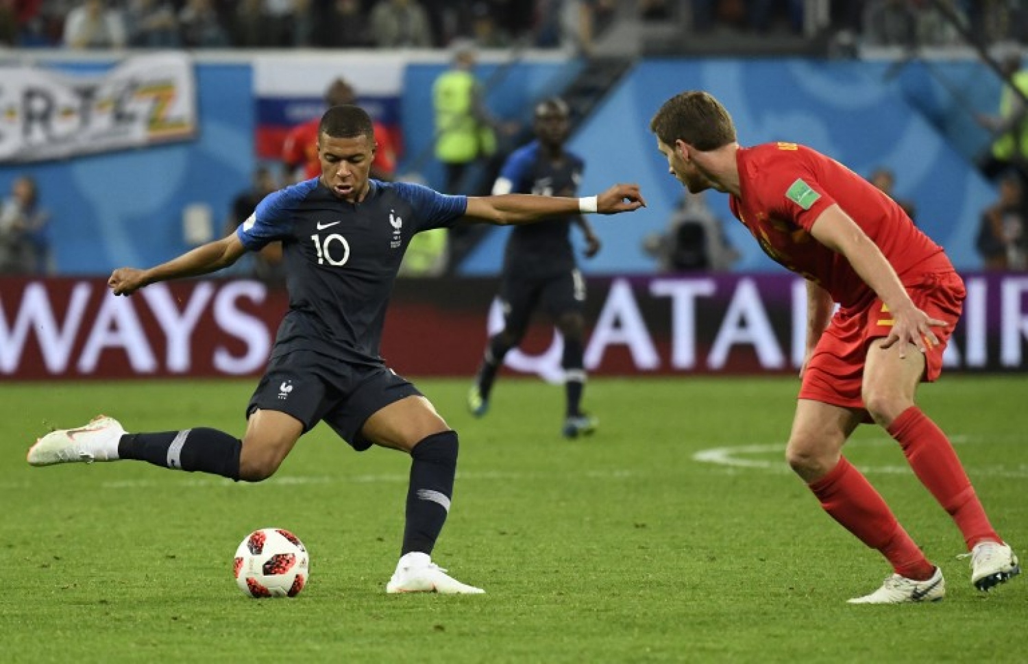 ސެއިން ޕީޓާސްބާގް: ޖުލައި 10، 2018: ވޯލްޑް ކަޕް ފުޓްބޯޅަ މުބާރާތުގައި ފްރާންސް އާ ބެލްޖިއަމް ކުޅުނު މެޗުގެ ތެރެއިން: ސެމީ ފައިނަލް ފުރަތަމަ މެޗުން ބެލްޖިއަމްގެ މައްޗަށް 1-0 އިން ކުރިހޯދައި ފްރާންސް 12 އަހަރަށް ފަހު މުބާރާތުގެ ފައިނަލުން ވަނީ ޖާގަ ހޯދައިފައި.-- ފޮޓޯ: އޭއެފްޕީ