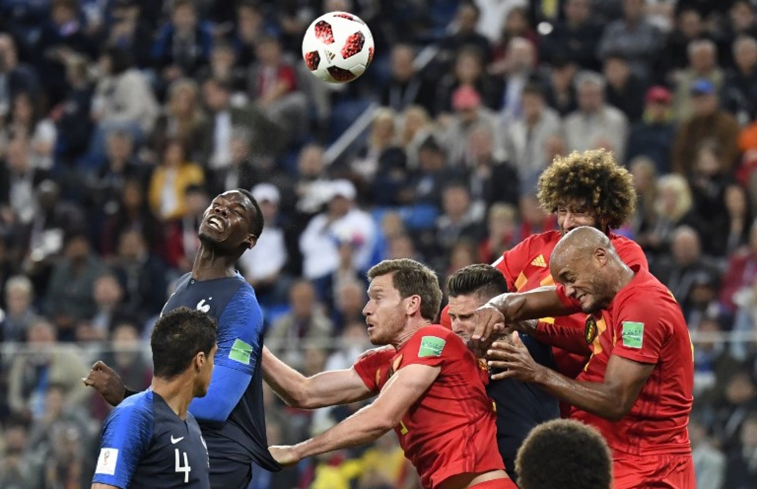 ސެއިން ޕީޓާސްބާގް: ޖުލައި 10، 2018: ވޯލްޑް ކަޕް ފުޓްބޯޅަ މުބާރާތުގައި ފްރާންސް އާ ބެލްޖިއަމް ކުޅުނު މެޗުގެ ތެރެއިން: ސެމީ ފައިނަލް ފުރަތަމަ މެޗުން ބެލްޖިއަމްގެ މައްޗަށް 1-0 އިން ކުރިހޯދައި ފްރާންސް 12 އަހަރަށް ފަހު މުބާރާތުގެ ފައިނަލުން ވަނީ ޖާގަ ހޯދައިފައި.-- ފޮޓޯ: އޭއެފްޕީ