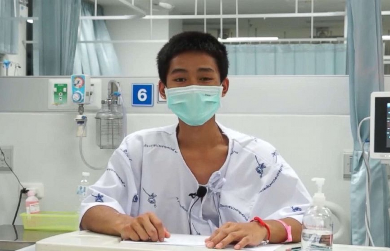 އަދުލް ސަމޮން، 14، އިންޓަވިއު ދެނީ. --ފޮޓޯ: ތައިލެންޑް ހެލްތު މިނިސްޓްރީ