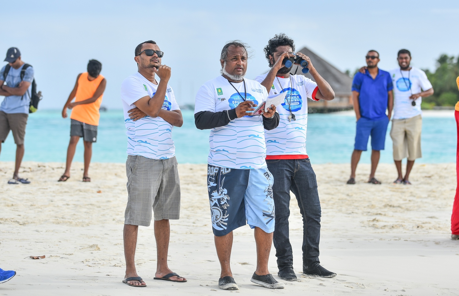 ކ.ދިއްފުށި: ޖުލައި 20، 2018: ސްވިމިން އެސޯސިއޭޝަނާއި މާލެ ފިޓްނަސް ކްލަބްގެ ފަރާތުން ކ. ދިއްފުށީގައި ބޭއްވި ދިގު ފެތުމުގެ ގައުމީ މުބާރާތުގެ ތެރެއިން، ޝައުގުވެރި ބަދަލުތަކާ އެކު ކުރިއަށްދިޔަ މި ހަރަކާތުގައި އެކި އުމުރުފުރާތަކުން ގިނަ އަދަދެއްގެ ފެތުންތެރިންތަކެއް ވަނީ ވާދަކޮށްފައި. ފޮޓޯ:ނިޝާން އަލީ/މިހާރު