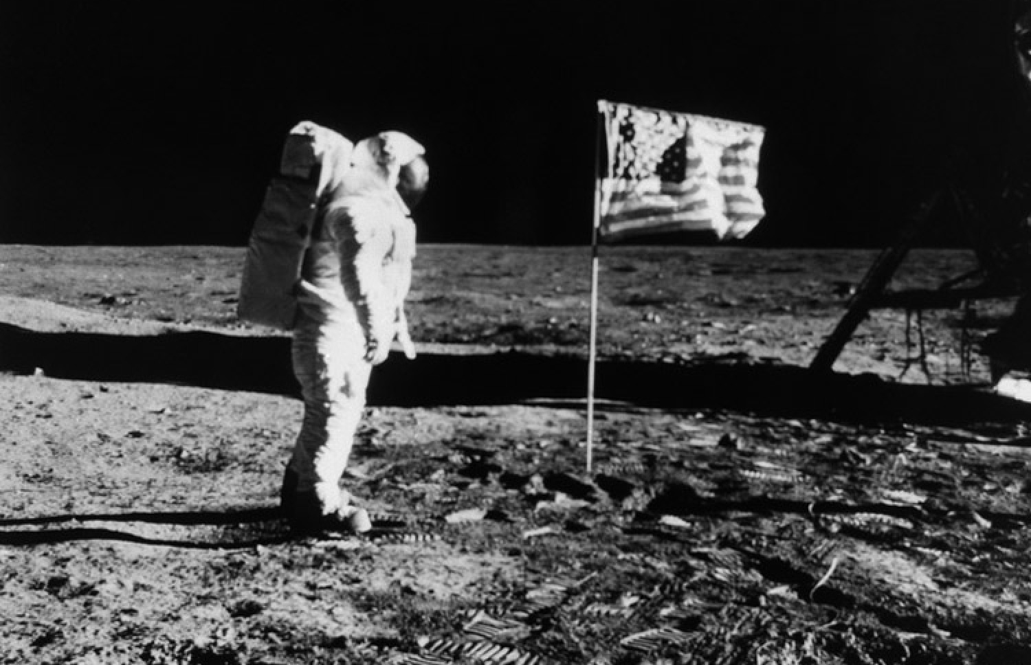 ފެންނަ ގޮތާއި ހަނދަށް ދިއުމުން ކުރެވުނު ތަޖުރިބާ ހާސް ބައި ތަފާތު