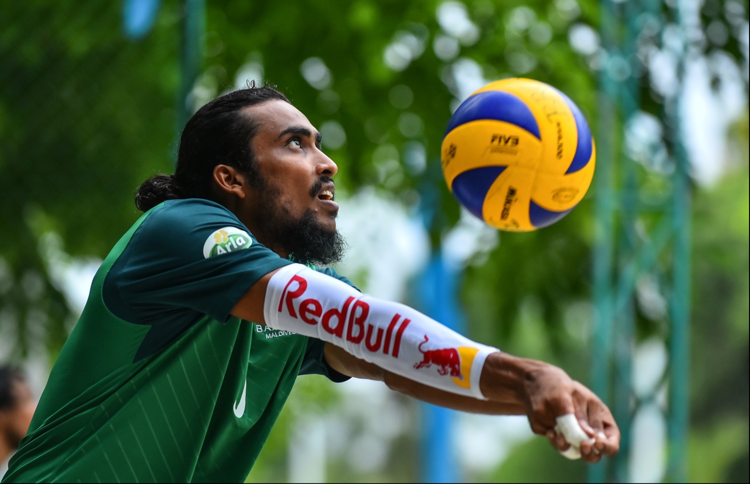 ބަނޑޮސް އައިލެންޑް ރިސޯޓު: ޖުލައި 22، 2018: އާލާ އިންޓަ ރިސޯޓް ޗެމްޕިއަންސް ލީގު ވޮލީބޯޅަ މުބާރާތުގެ ފައިނަލް މެޗުގެ ތެރެއިން: ގްރޭންޑްޕާކް ކޮއްދިއްޕަރު އަދި ބަނޑޮސް މޯލްޑިވްސް ވާދަކުރި މި މިމެޗުން ސީދާ ތިން ސެޓުން މޮޅުވެ، މުބާރާތް ކާމިޔާބުކުރީ ބަނޑޮސް މޯލްޑިވްސްއިން.--- މިހާރު ފޮޓޯ: ހުސައިން ވަހީދު