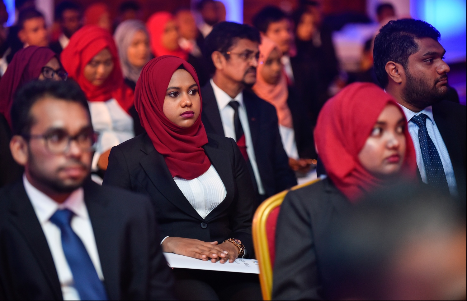 މާލެ: ޖުލައި 30، 2018: ދަރުބާރުގޭގައި ބޭއްވި ގާނޫނީ ވަކީލުން ހުވާކުރުމުގެ ރަސްމިއްޔާތުގެ ތެރެއިން.-- ފޮޓޯ: ހުސައިން ވަހީދު /މިހާރު