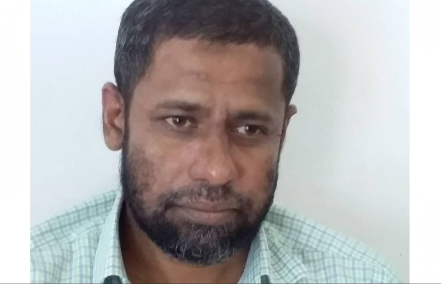 އިބޫގެ އާއިލާގެ ތިން ހާފިޒުންގެ ތެރެއިން ހުސައިން