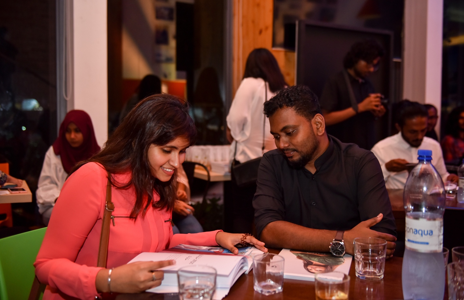 އޮގަސްޓް 7، 2018- ސީހައުސް ބްރެސަރީ: "ދޯ" މަޖައްލާގެ 12 ވަނަ އަދަދު ނެރުމުގެ ހަފުލާ -- ފޮޓޯ: އަހުމަދު ނިޝާތު/ މިހާރު