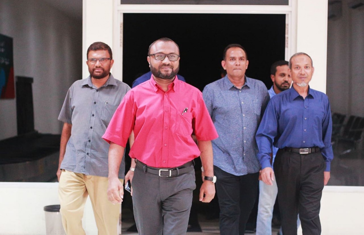 މި އަހަރުގެ ރިޔާސީ އިންތިޚާބުގެ ކެމްޕެއިނަށް، ރައީސް އަބްދުﷲ ޔާމީންގެ ރަނިންމޭޓް ޑރ. މުހައްމަދު ޝަހީމް އަލީ ސައީދު ފުވައްމުލަކަށް ކުރައްވަމުން ގެންދަވާ ދަތުރުގައި، އޭނާއާ އެކު އެ ސިޓީ އަށް ވަޑައިގެންނެވި ބޭފުޅުންނާއެކު ވަޑައިގަންނަވަނީ.