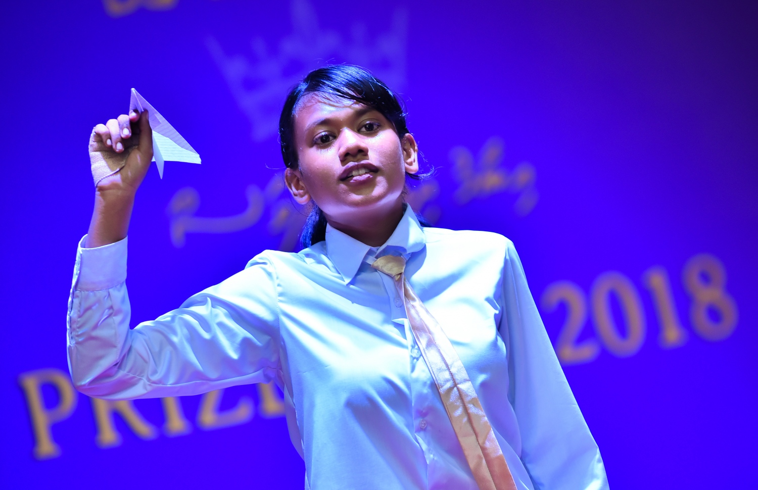 މާލެ: އޮގަސްޓް 15، 2018- ހިރިޔާ ސްކޫލުގެ މިއަހަރުގެ އިނާމު ދިނުމުގެ ޖަލްސާގައި އެސްކޫލުގެ ދަރިވަރުން ހުށަހަޅައިދިން ނެށުމުގެ ހަރަކާތެއްގެ ތެރެއިން.---ފޮޓޯ: ހުސައިން ވަހީދު/މިހާރު