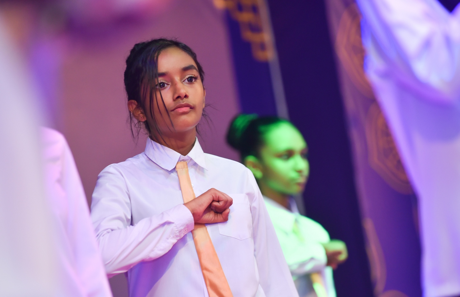 މާލެ: އޮގަސްޓް 15، 2018- ހިރިޔާ ސްކޫލުގެ މިއަހަރުގެ އިނާމު ދިނުމުގެ ޖަލްސާގައި އެސްކޫލުގެ ދަރިވަރުން ހުށަހަޅައިދިން ނެށުމުގެ ހަރަކާތެއްގެ ތެރެއިން.---ފޮޓޯ: ހުސައިން ވަހީދު/މިހާރު