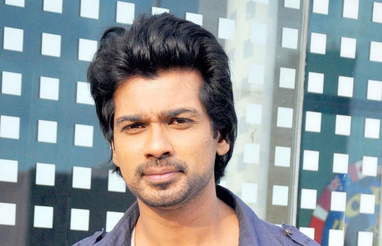 ނިކިލް: އޭނާ ވަނީ "ކިލް ބިލް" ގެ ދެ ފިލްމްގެ ރައިޓްސް ހޯދާފައި.