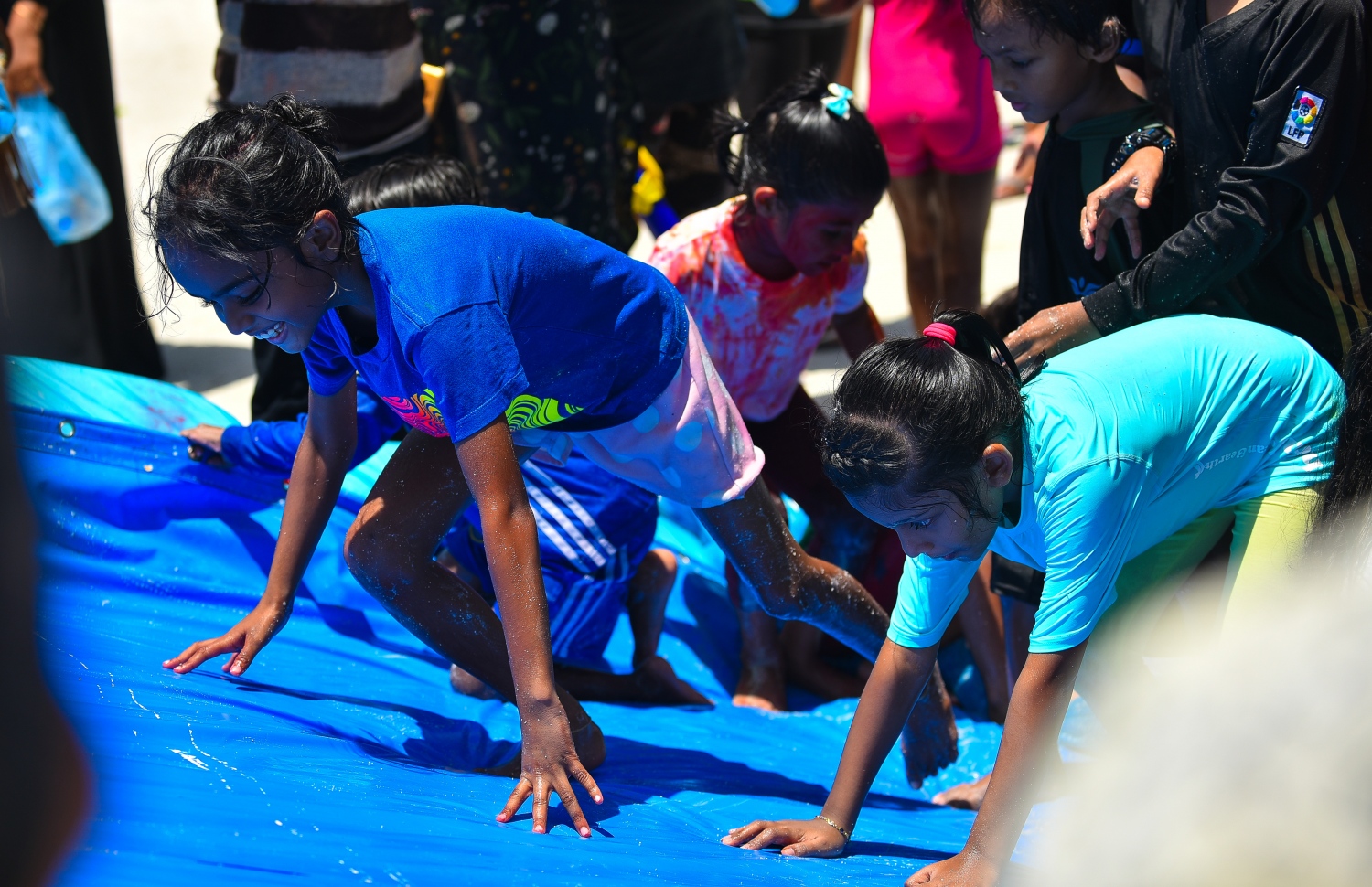 ހުޅުމާލެ: އޯގަސްޓް 21، 2018- "އެމްއޭސީއެލް އީދު އުފާ"ގެ ނަމުގައި ހުޅުމާލޭގައި ބޭއްވި އީދު ކުޅިވަރުތަކުގައި ކުޑަކުދިންތަކެއް ވާދަކުރަނީ.---ފޮޓޯ: ހުސައިން ވަހީދު/މިހާރު