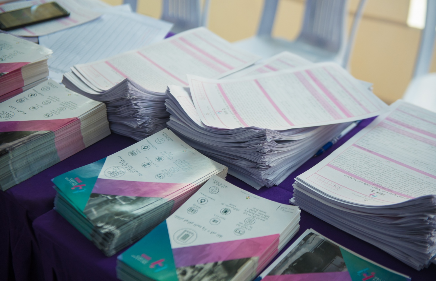 ހުޅުމާލޭން ދޫކުރާ ފްލެޓަށް ކުރިމަތިލުމަށް އެދި ހުށަހަޅާފައިވާ ފޯމުތަކެއް-- މިހާރު ފޮޓޯ: ހުސެން ވަހީދު