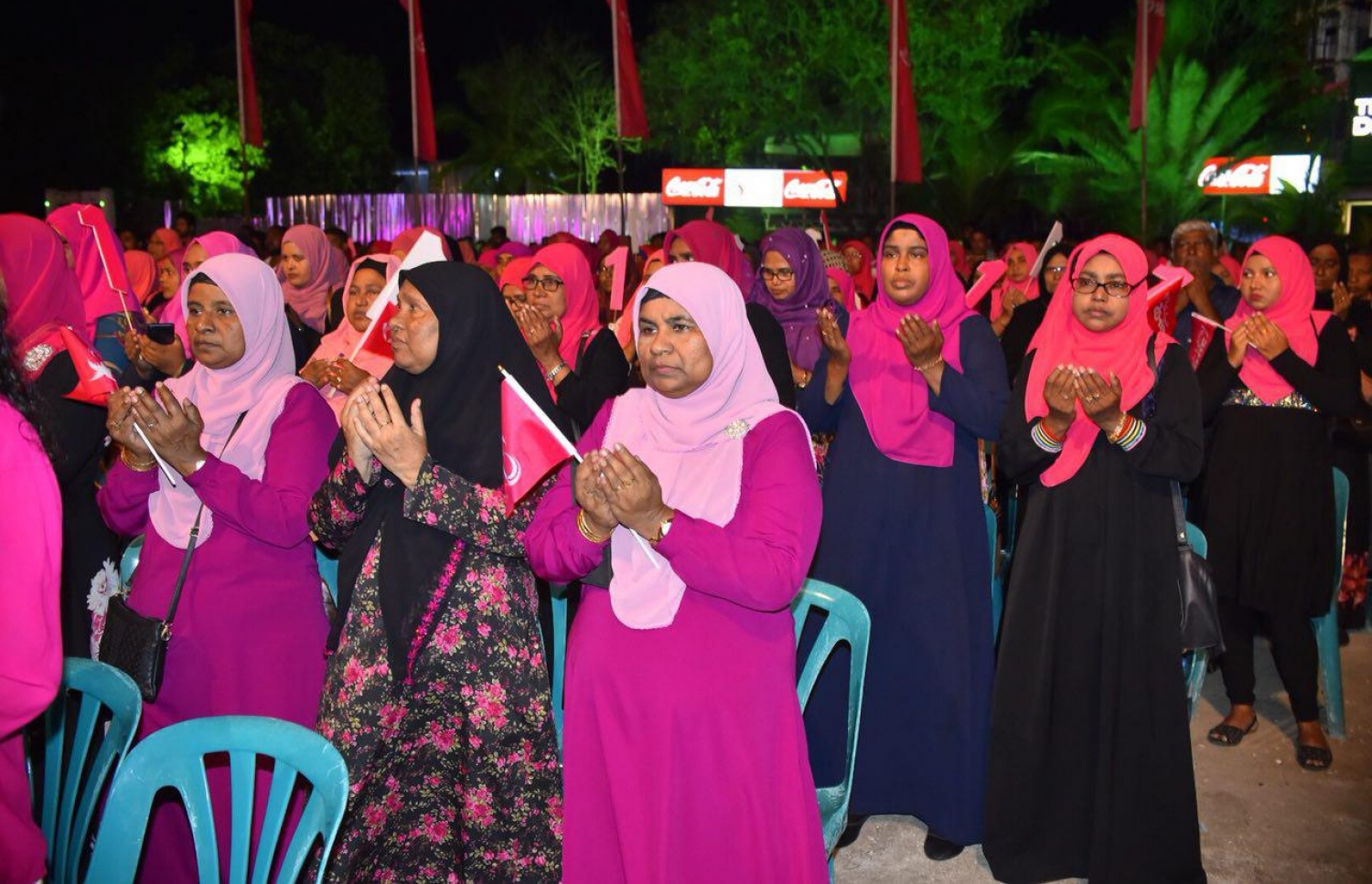 މިރޭގެ ޖަލްސާގައި ޕީޕީއެމްގެ ސަޕޯޓަރުން -- ފޮޓޯ: އަހުމަދު ނިޝާތު/ މިހާރު