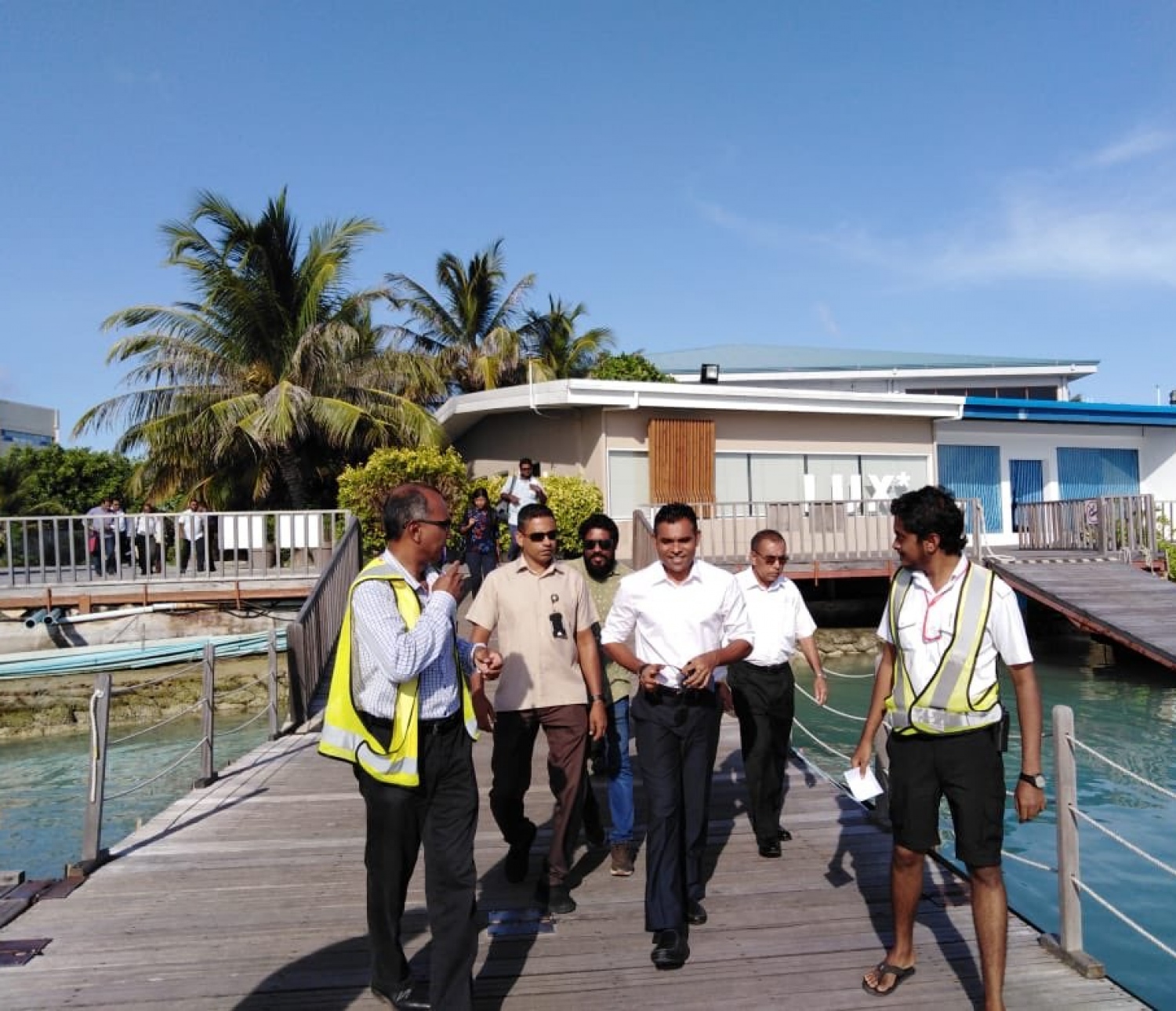 ކެމްޕޭން ކުރެއްވުމަށް ފައިސަލް ތ. އަތޮޅަށް ފުރާ ވަޑައިގަންނަވަނީ