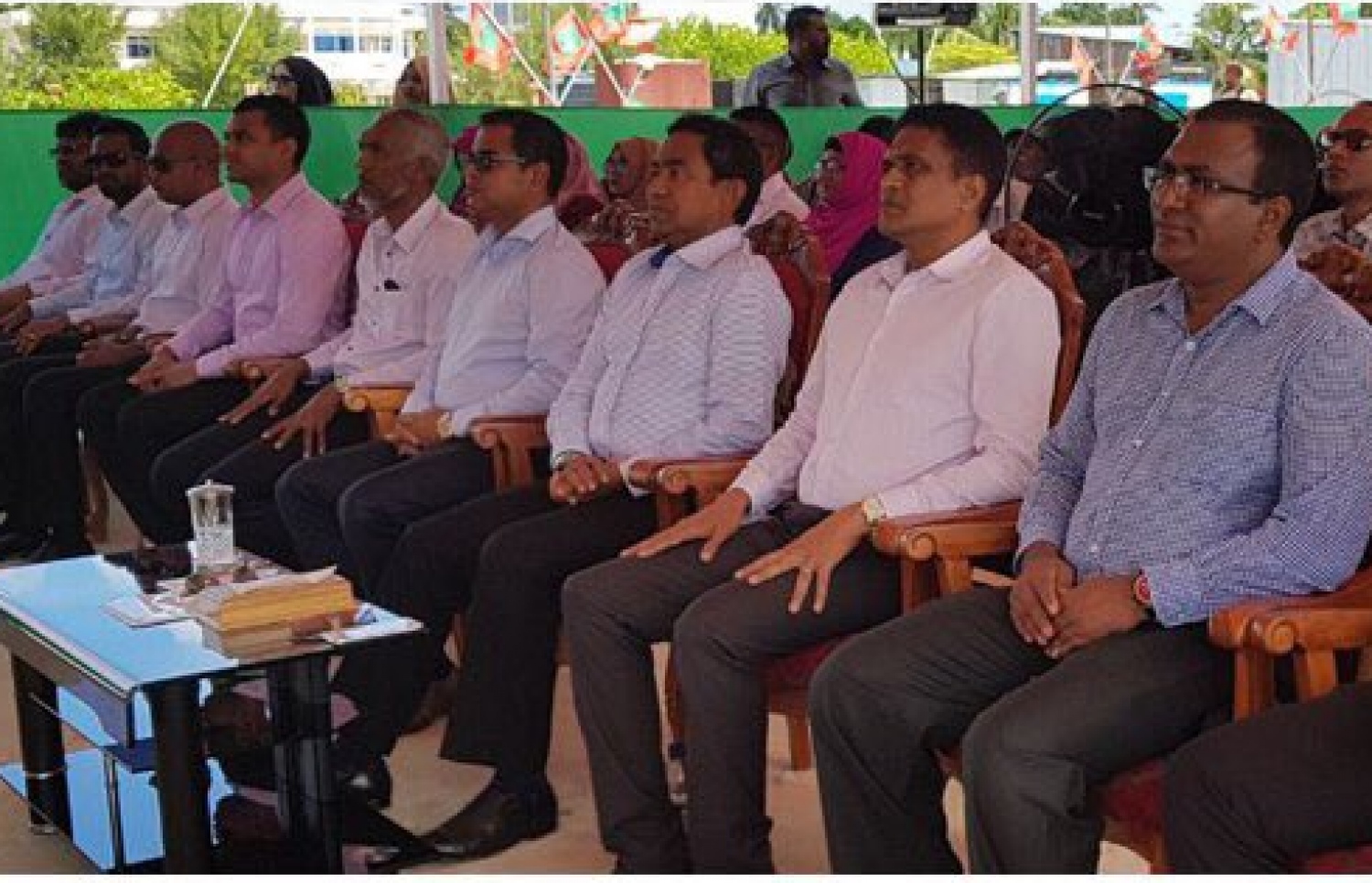 ރައީސް ޔާމީން ތިނަދޫގައި: އެ ރަށުން އަންނަ ހަފުތާގައި 150 ގޯތި ދޫކުރަން ވަނީ ނިންމާފައި. --ފޮޓޯ/ރައީސް އޮފީސް