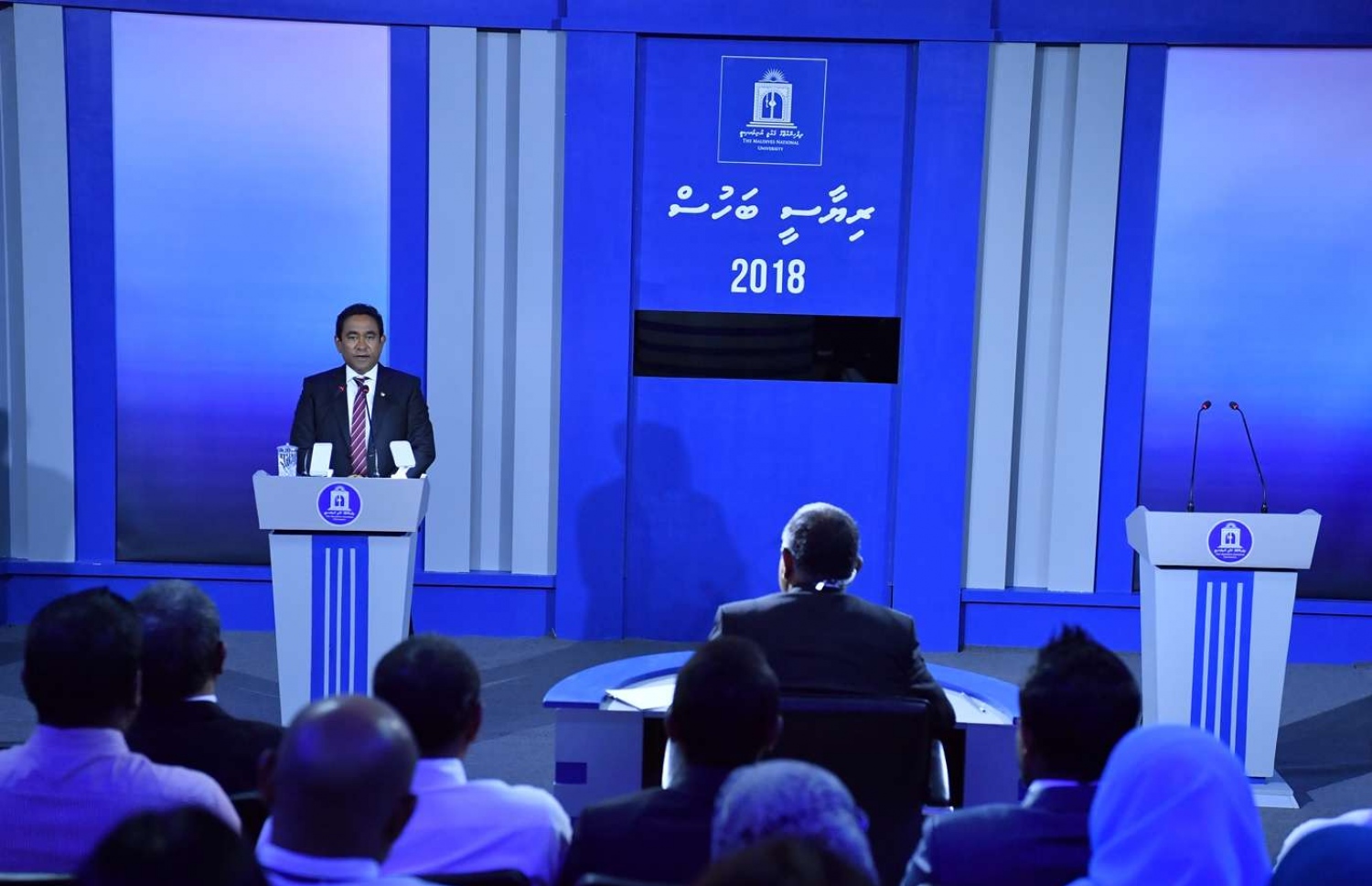 ރޭ ބޭއްވި ރިޔާސީ ބަހުސްގައި ރައީސް ޔާމީން ވާހަކަފުޅު ދައްކަވަނީ.---ފޮޓޯ: ރައީސް އޮފީސް