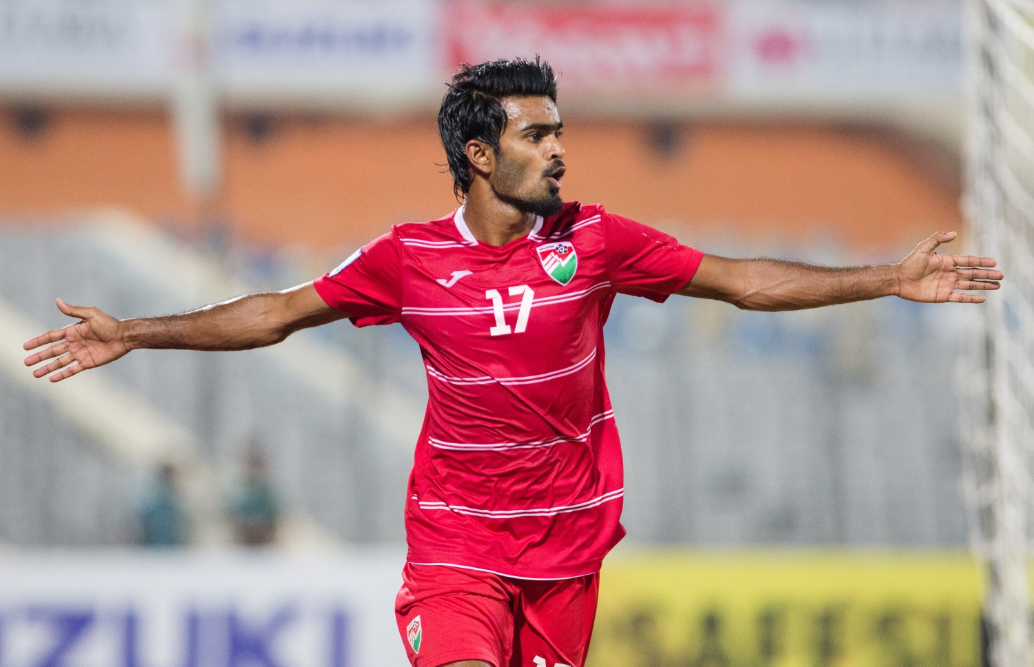 އިންޑިއާ ކޮޅަށް ލަނޑު ޖެހުމަށް ފަހު ފޭދޫ އިއްބެ އުފާފާޅުކުރަނީ.-- ފޮޓޯ: އިމޭޖަސް.އެމްވީ