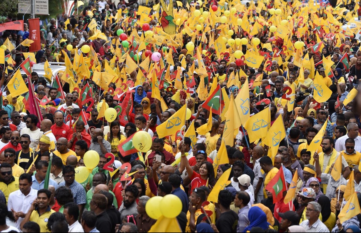 ސެޕްޓެމްބަރު 22، 2018- މާދަމާ އޮންނަ ރިޔާސީ އިންތިހާބުގެ ކެމްޕޭން ނިންމާލުން ފާހަގަކުރުމުގެ ގޮތުން އިދިކޮޅު ފަރާތްތަކުން މާލޭގައި ބާއްވާ ހިނގާލުމުގެ ތެރެއިން.---ފޮޓޯ: ނިޝާން އަލީ/މިހާރު