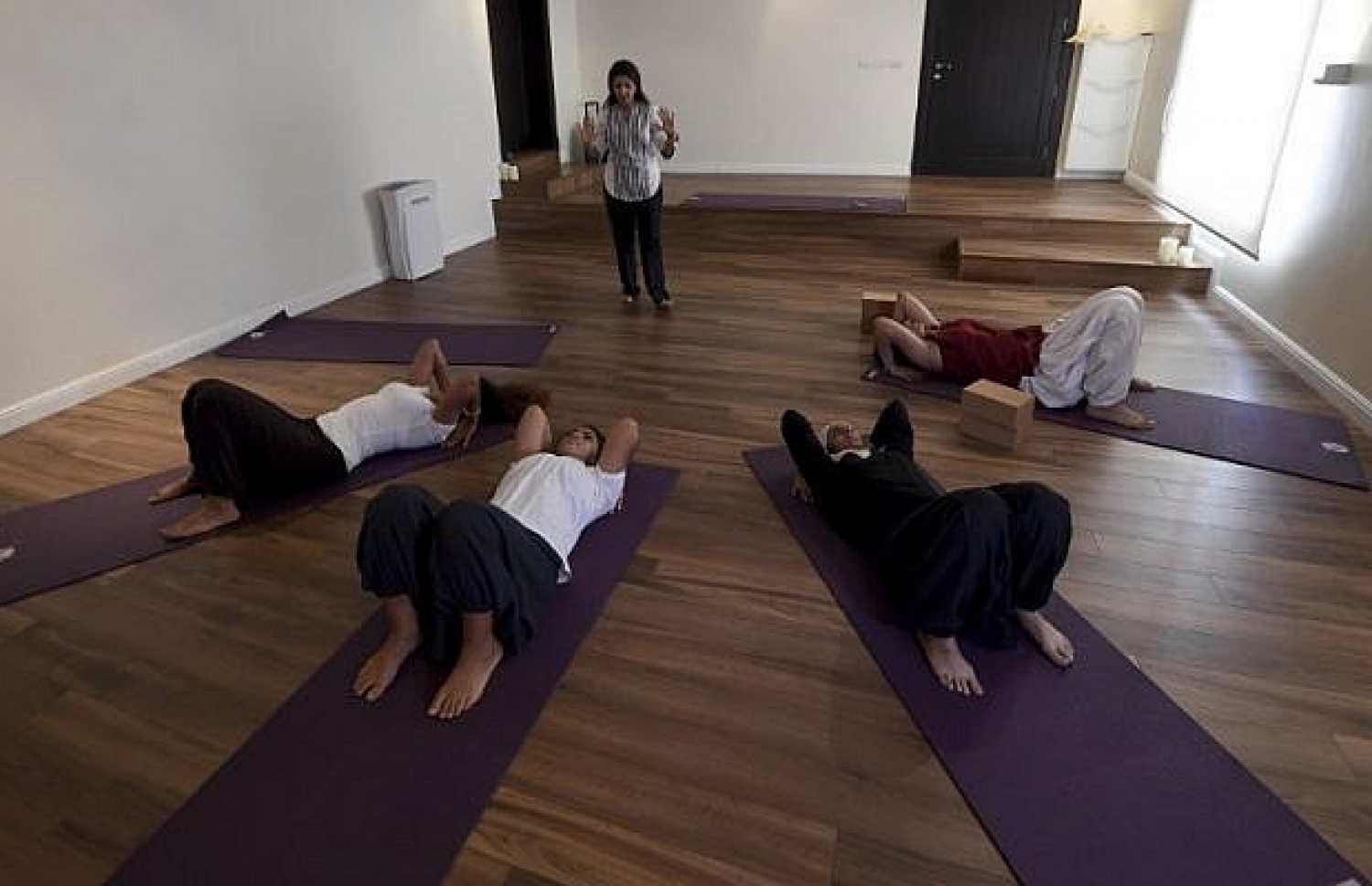 ސައުދީގެ އަންހެނުންތަކެއް ޔޯގާ ކުލާހެއްގައި.