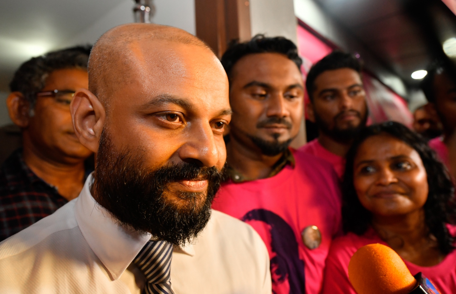 ފާރިސް މިނިވަންވެ، އެންދެރިމާގޭ ކައިރީގައި: --ފޮޓޯ: ހުސެއިން ވަހީދު/މިހާރު