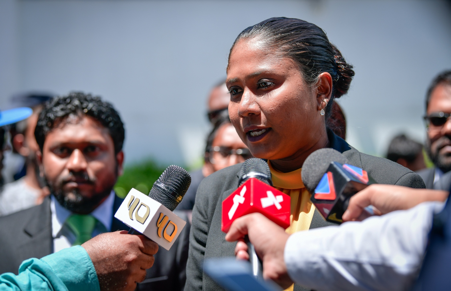 ސުޕްރީމް ކޯޓުގައި މިއަދު ބޭއްވި ޝަރީއަތުގެ އަޑުއެހުމަށް ފަހު ހިސާން މީޑިއާއާ ވާހަކަ ދައްކަވަނީ.---ފޮޓޯ: ނިޝާން އަލީ/މިހާރު