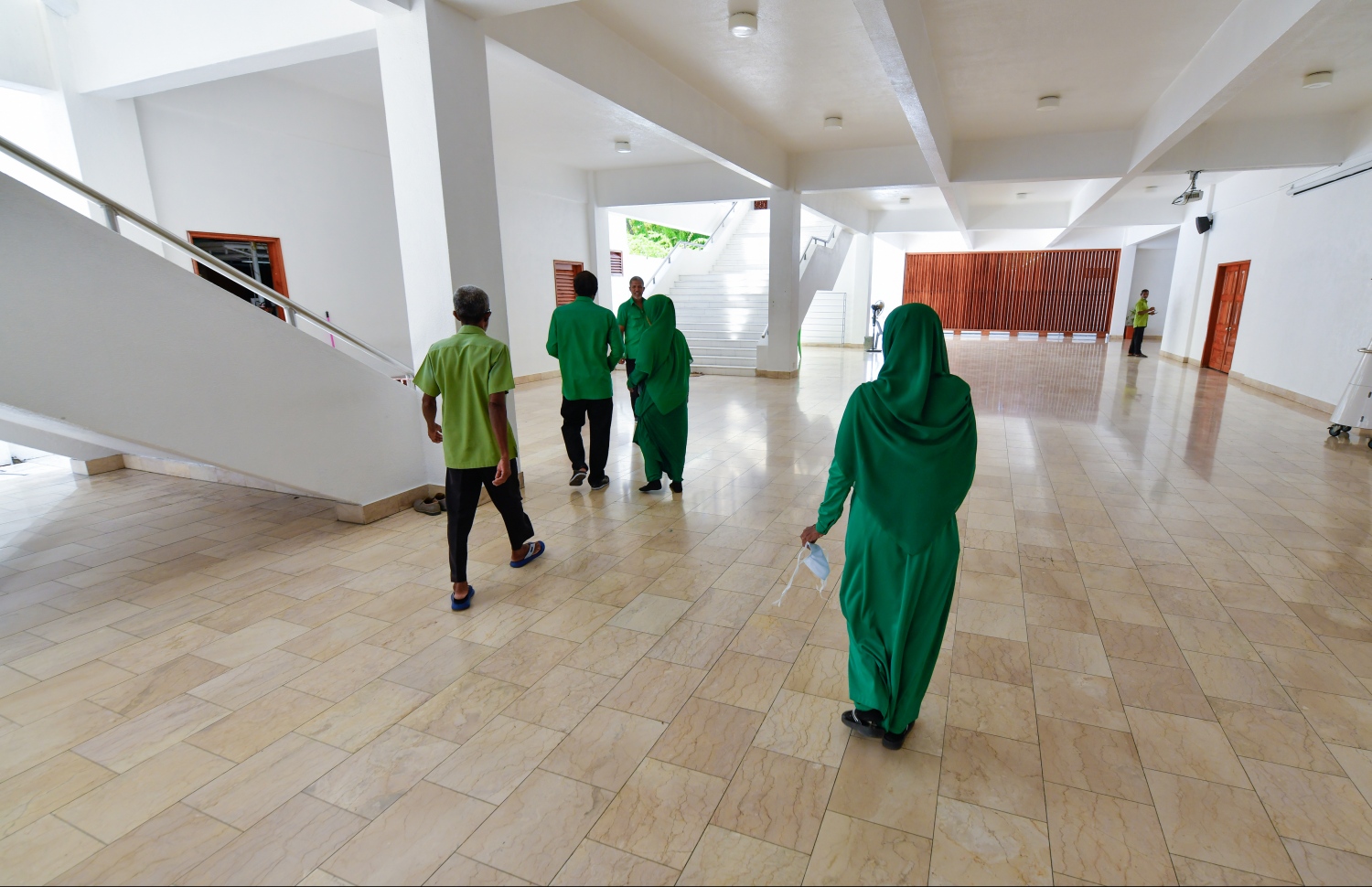 މާލެ: އޮކްޓޯބަރު 21، 2018- އިސްލާމީ މަރުކަޒު ބެލެހެއްޓުމުގެ މަސައްކަތްކުރާ އަންހެނުންތަކެއް މަރުކަޒުގެ ތެރޭގައި ހަރަކާތްތެރިވަނީ---ފޮޓޯ: ހުސައިން ވަހީދު/މިހާރު