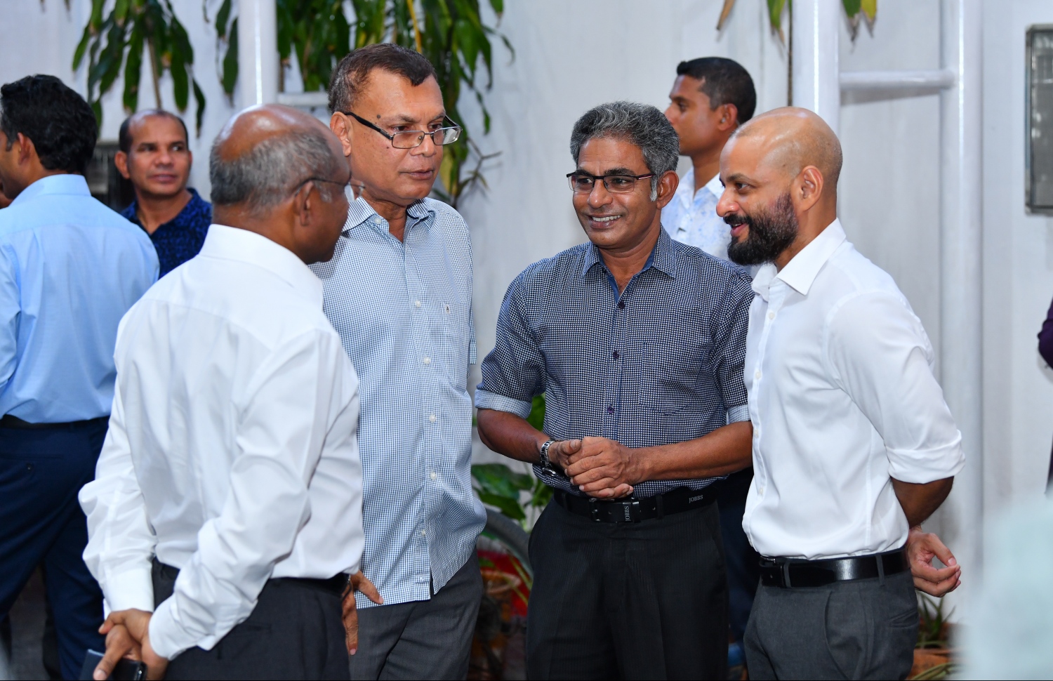 އިދިކޮޅު މެމްބަރުން (ކ-ވ) ދިއްގަރު ދާއިރާގެ މެމްބަރު ފާރިސް، ތުލުސްދޫ ދާއިރާގެ މެމްބަރު މުހައްމަދު ވަހީދު، މަރަދޫ ދާއިރާގެ މެމްބަރު ޝަރީފް އަދި ހެންވޭރު އުތުރު ދާއިރާގެ މެމްބަރު ޝާހިދު. ---ފޮޓޯ: ހުސެއިން ވަހީދު/ މިހާރު