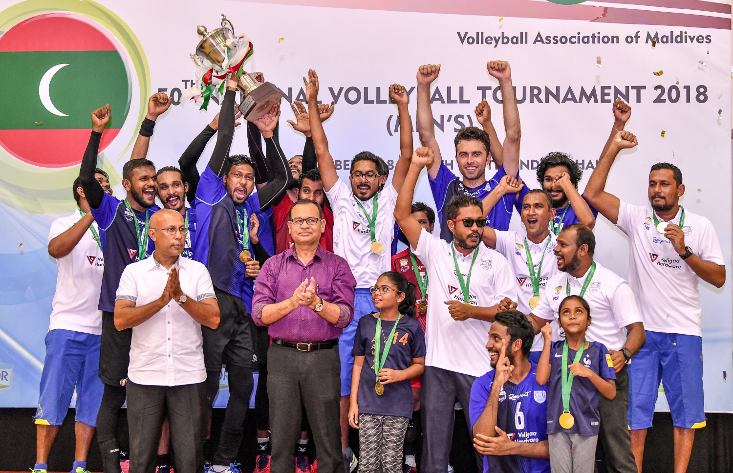 ޕޮލިސް ކުލަބުން ގައުމީ ވޮލީ މުބާރާތް ކާމިޔާބު ކުރުން