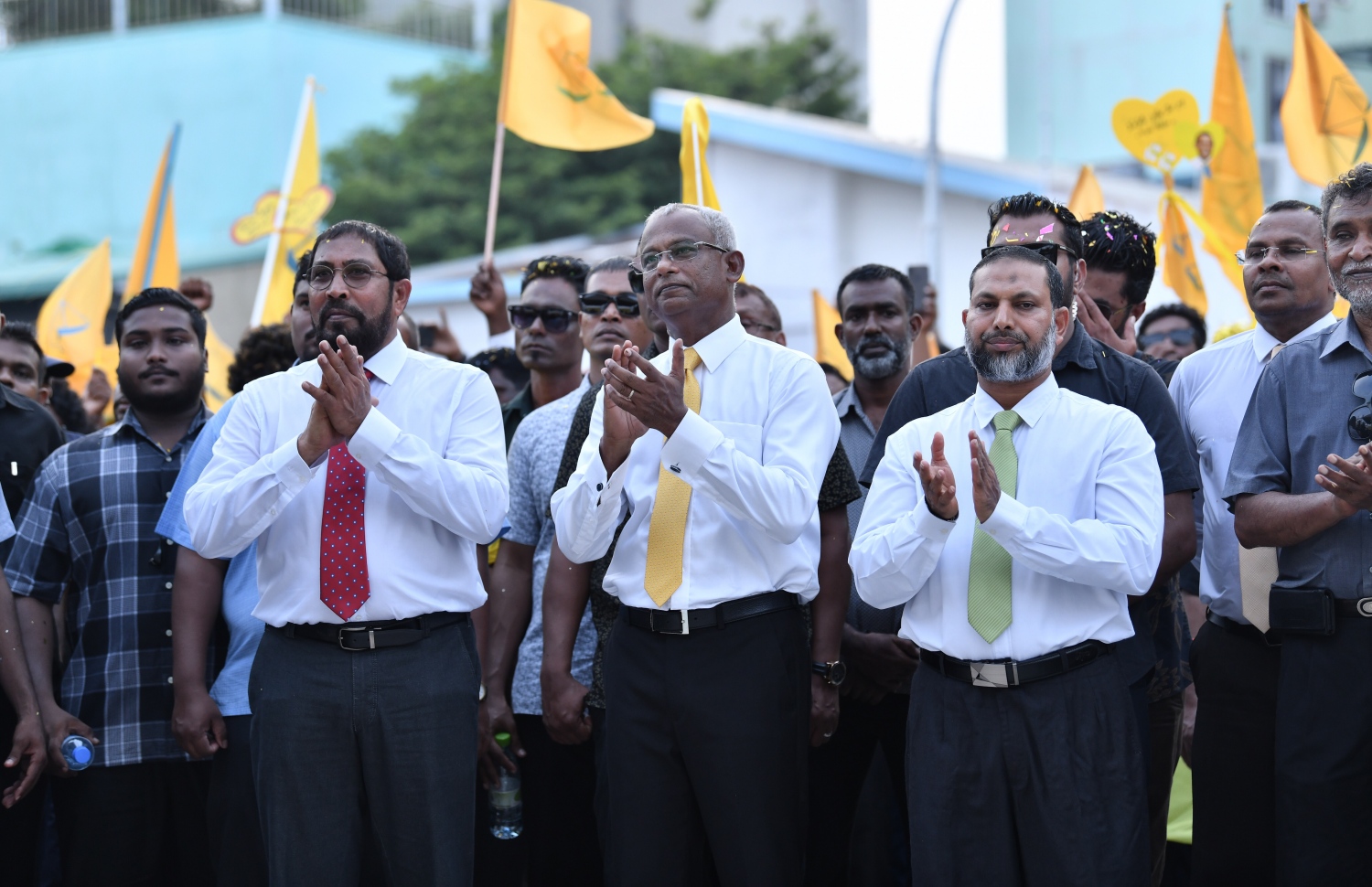 އިންތިހާބީ ރައީސް އިބޫ އާއި ކޯލިޝަންގެ އިސް ބޭފުޅުން-- ފޮޓޯ: ނިޝާން އަލީ/މިހާރު