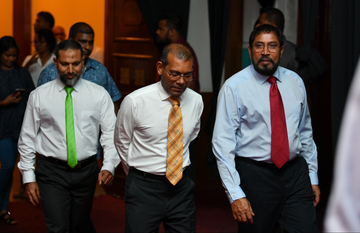 ޖުމްހޫރީ ޕާޓީގެ ލީޑަރު ގާސިމް އިބްރާހިމާއި އެމްޑީޕީގެ ރައީސް މުހައްމަދު ނަޝީދު އަދި އަދާލަތު ޕާޓީގެ ރައީސް އިމްރާން އަބްދުﷲ.-- ފޮޓޯ: ހުސެން ވަހީދު /މިހާރު