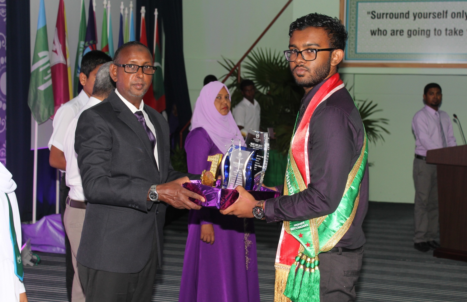 ހއ. ހޯރަފުށި: ނޮވެމްބަރު 6، 2018: ހއ. ހޯރަފުށީގައި ހުންނަ އެ އަތޮޅުގެ އަތޮޅު މަދަރުސާގެ އިނާމު ދިނުމުގެ ޖަލްސާގެ ތެރެއިން.-- ފޮޓޯ: ހއ އަތޮޅު މަދަރުސާ