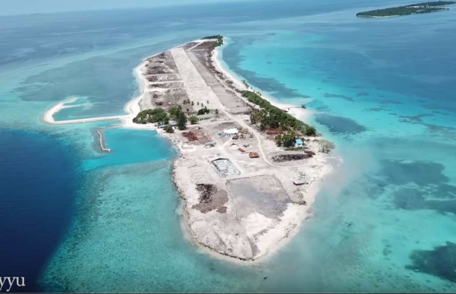 މަޑިވަރުން ރުއް ގަސް ކަނޑަޅައި ހަނަފަސްކޮށްލާފައި-- ފޮޓޯ: އަދިއްޔު