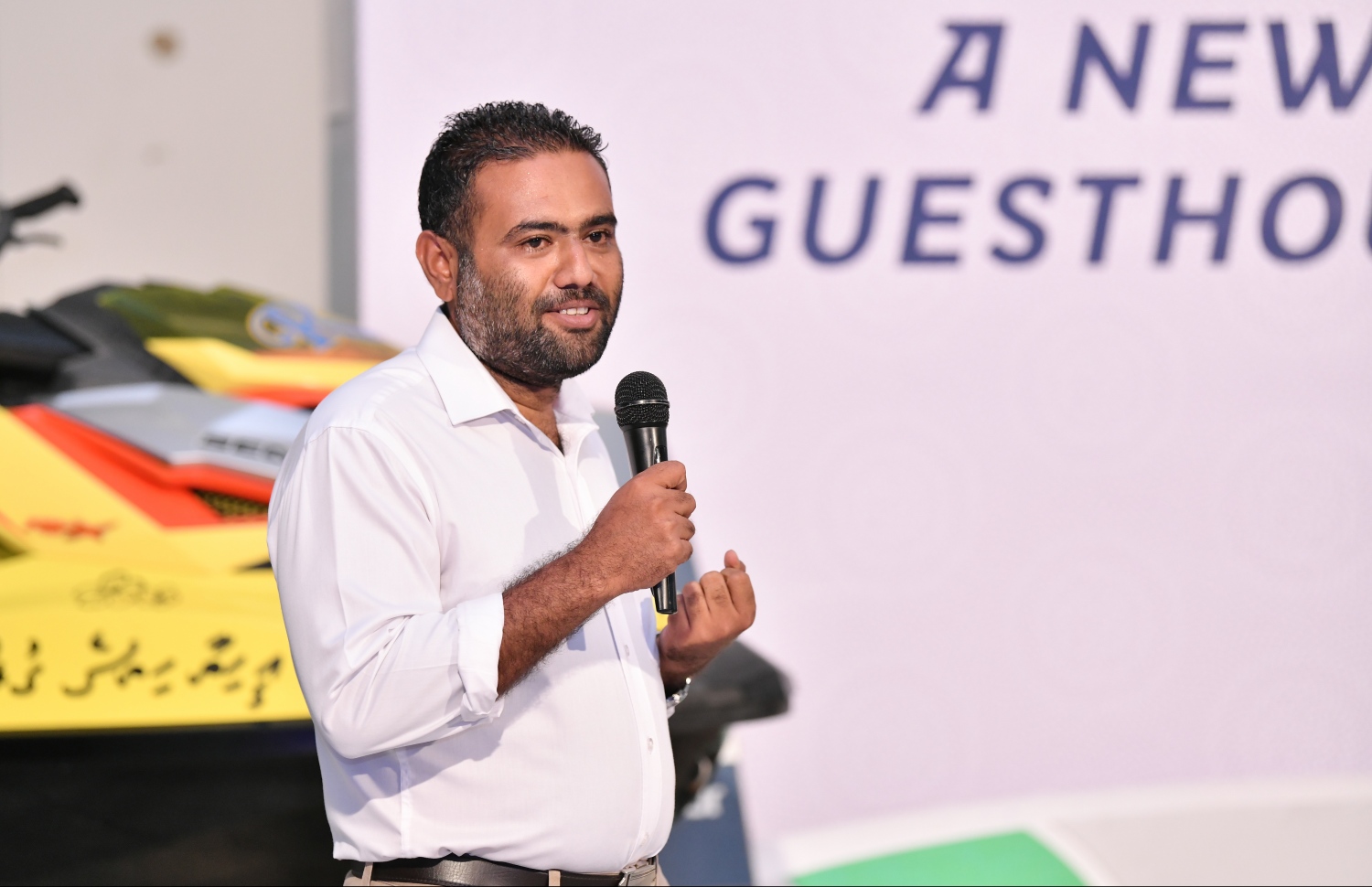 ހުޅުމާލެ: ނޮވެމްބަރު 10، 2018- ގެސްޓް ހައުސް އެސޯސިއޭޝަން އޮފް މޯލްޑިވްސް (ޖީއޭއެމް) ގެ ފަރާތުން، އިންތިޚާބީ ރައީސް އިބްރާހިމް މުހައްމަދު ސޯލިހް (އިބޫ) އަދި އިންތިޚާބީ ނައިބު ރައީސް ފައިސަލް ނަސީމަށް މަރުހަބާ ދެންނެވުމަށް ރެހެންދި ސްކޫލްގައި ބޭއްވި ހަފްލާގެ ތެރެއިން.---ފޮޓޯ: ހުސައިން ވަހީދު/މިހާރު