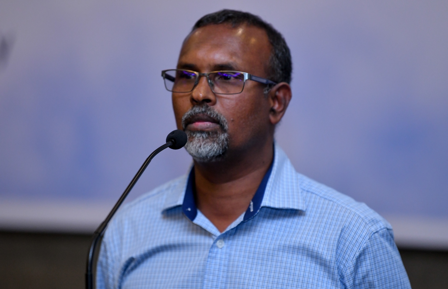 މަންތާ އެއާގެ ފުރަތަމަ މަތިންދާބޯޓު ރާއްޖެ ގެނައުމުގެ ރަސްމިއްޔާތުގައި، އެ ކުންފުނީގެ ސީއީއޯ ޚަލީލް ވާހަކަ ދައްކަވަނީ.--- ފޮޓޯ: އަހުމަދު ނިޝާތު/މިހާރު