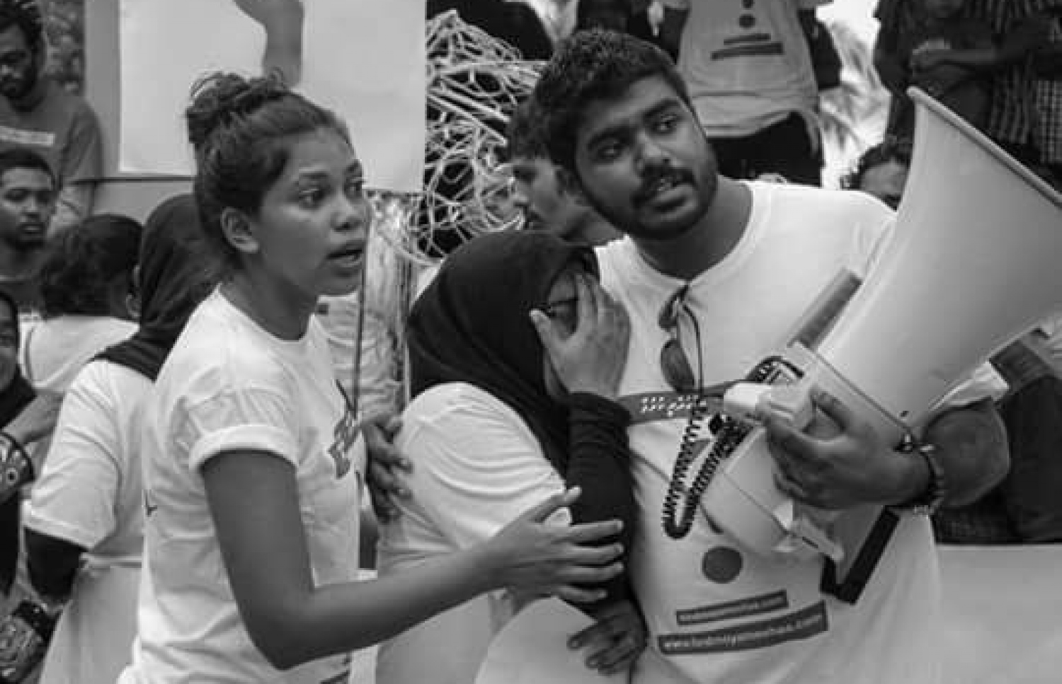 ރިލްވާނަށް އިންސާފު ހޯދަން ގޮވާލައި ބޭއްވި އެއްވުމެއްގައި، ޒަހީނާ އާއި އަނިޔާވެރިކޮށް މަރާލި ޔާމީން ރަޝީދު.