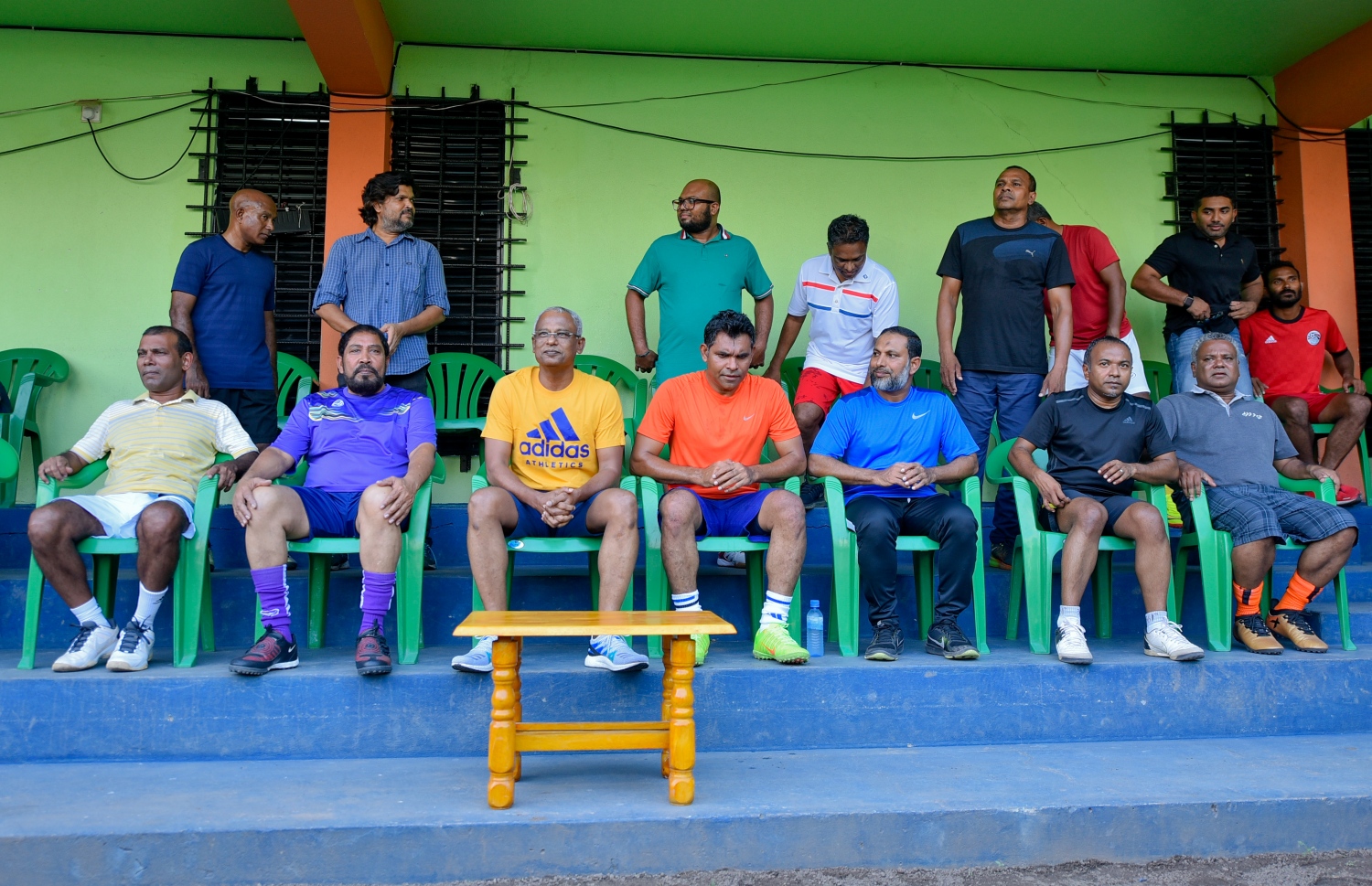 މާލެ: ނޮވެމްބަރު 14، 2018- އިބްރާހިމް މުހައްމަދު ސޯލިހް (އިބޫ) ރިޔާސީ އިންތިޚާބު ކާމިޔާބު ކުރައްވައި ސަރުކާރާ ހަވާލުވެ ވަޑައިގަތުމުގެ އުފާ ފާޅުކުރުމުގެ ގޮތުން ބާއްވާ ''ދުޅަހެޔޮ ހަށިހެޔޮ އީދު'' ކުޅިވަރު ފެސްޓިވަލް ފެށުމުގެ ގޮތުން ބޭއްވި ފަރިތަކުރުންތަކުގައި އިދިކޮޅު ކޯލިޝަންގެ އިސް ބޭފުޅުން ބައިވެރިވެ ވަޑައިގަންނަވަނީ. ---ފޮޓޯ: އަހުމަދު ނިޝާތު/މިހާރު