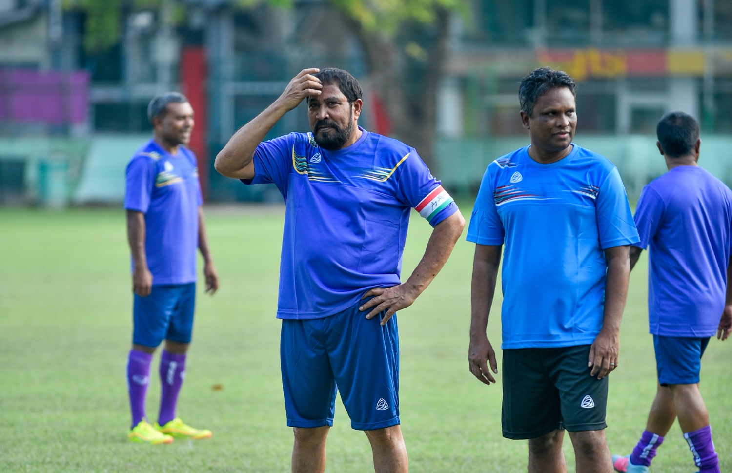 މާލެ: ނޮވެމްބަރު 14، 2018- އިބްރާހިމް މުހައްމަދު ސޯލިހް (އިބޫ) ރިޔާސީ އިންތިޚާބު ކާމިޔާބު ކުރައްވައި ސަރުކާރާ ހަވާލުވެ ވަޑައިގަތުމުގެ އުފާ ފާޅުކުރުމުގެ ގޮތުން ބާއްވާ ''ދުޅަހެޔޮ ހަށިހެޔޮ އީދު'' ކުޅިވަރު ފެސްޓިވަލް ފެށުމުގެ ގޮތުން ބޭއްވި ފަރިތަކުރުންތަކުގައި އިދިކޮޅު ކޯލިޝަންގެ އިސް ބޭފުޅުން ބައިވެރިވެ ވަޑައިގަންނަވަނީ. ---ފޮޓޯތަށް: އަހުމަދު ނިޝާތު/މިހާރު