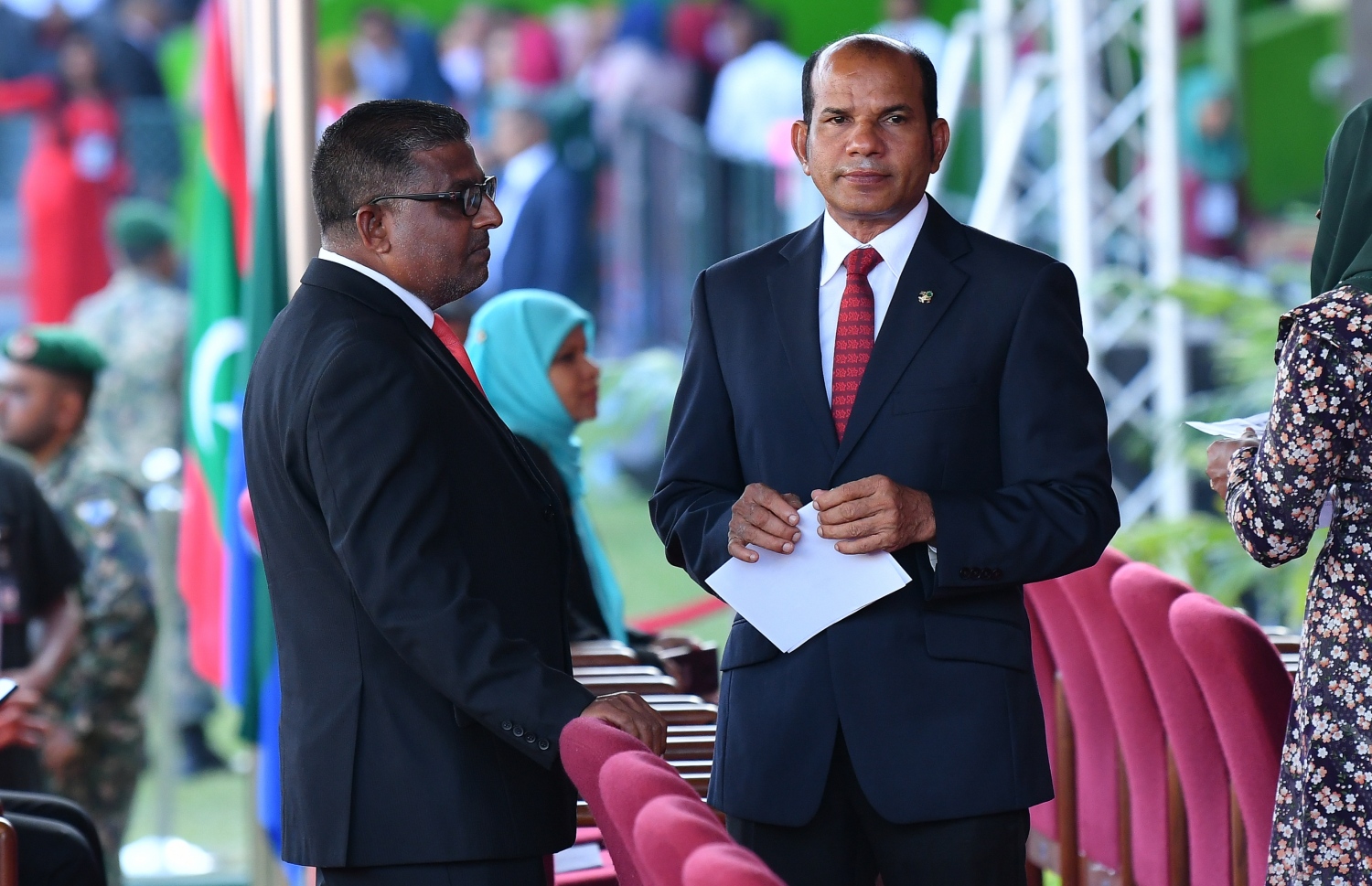 ރައީސް އިބްރާހިމް މުހައްމަދު ސޯލިހް މަގާމުގެ ހުވާކުރެއްވުމަށް މިދިޔަ އަހަރުގެ ނޮވެމްބަރު 17 ގައި ގަލޮޅު ދަނޑުގައި ބޭއްވި ރަސްމިއްޔާތުގައި މެމްބަރު ލަތީފް ބައިވެރިވެވަޑައިގަންނަވަނީ.---ފޮޓޯ: ނިޝާން އަލީ/މިހާރު