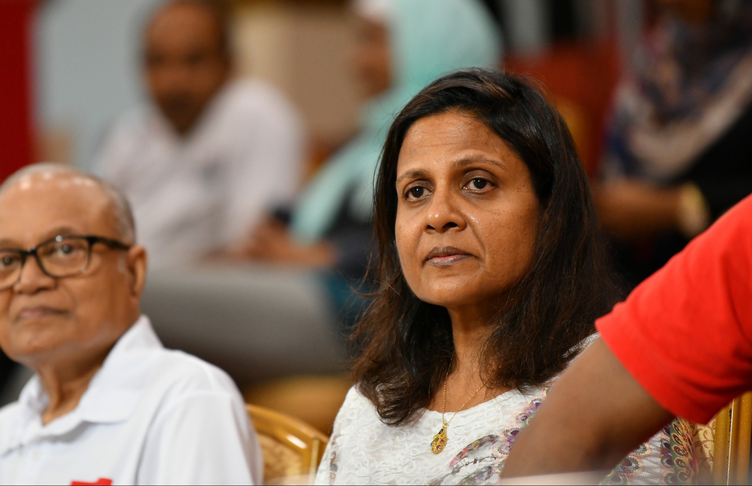 ފަސްޓް ލޭޑީ ފަޒޫ: ސިޔާސީ ހަރަކާތްތަކުގައި ބައިވެރިވެވަޑައިގަތުމުގެ ޝައުގުވެރިކަމެއް ނެތް --ފޮޓޯ: ހުސެއިން ވަހީދު/މިހާރު