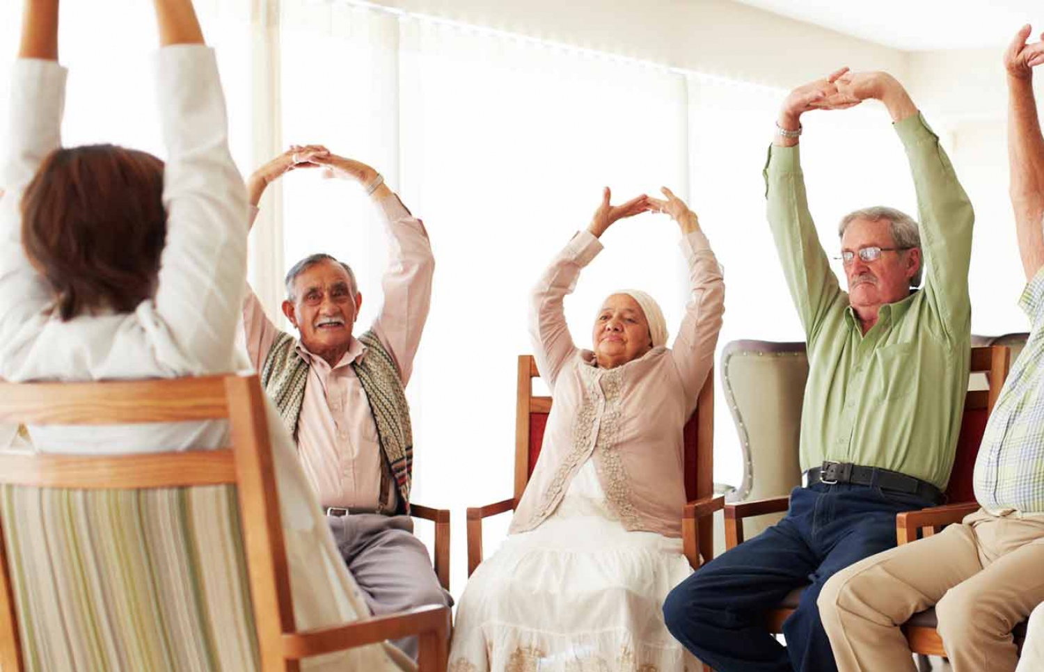 ނާސިން ހޯމެއްގައި ދުވަސްވީ މީހުންތަކެއް ކަސްރަތު ކުރަނީ--