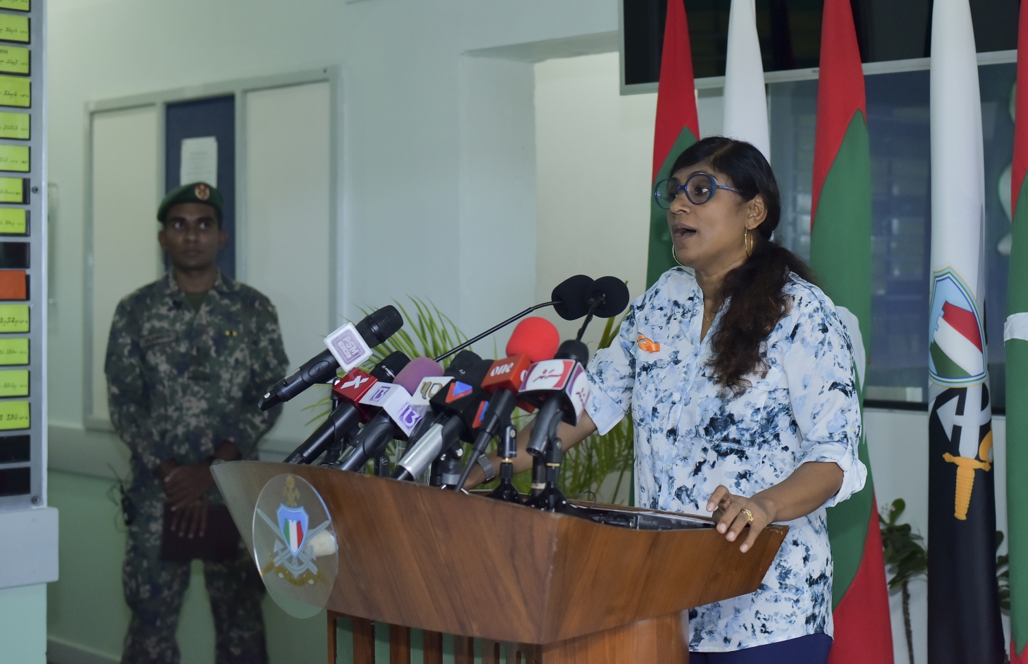 އޮޕަރޭޝަން ތިއޭޓަރާއި ވޯޑު ހުޅުވަން ބޭއްވި ރަސްމިއްޔާތުގައި ޑިފެންސް މިނިސްޓަރު މާރިޔާ ވާހަކަދައްކަވަނީ.--ފޮޓޯ: އަހުމަދު ނިޝާތު/ މިހާރު