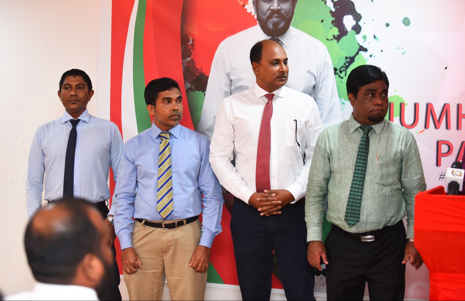 ޖޭޕީއާ މިރޭ ގުޅިވަޑައިގެންނެވި ބައެއް އެހެން ބޭފުޅުން.---ފޮޓޯ: ހުސައިން ވަހީދު/މިހާރު