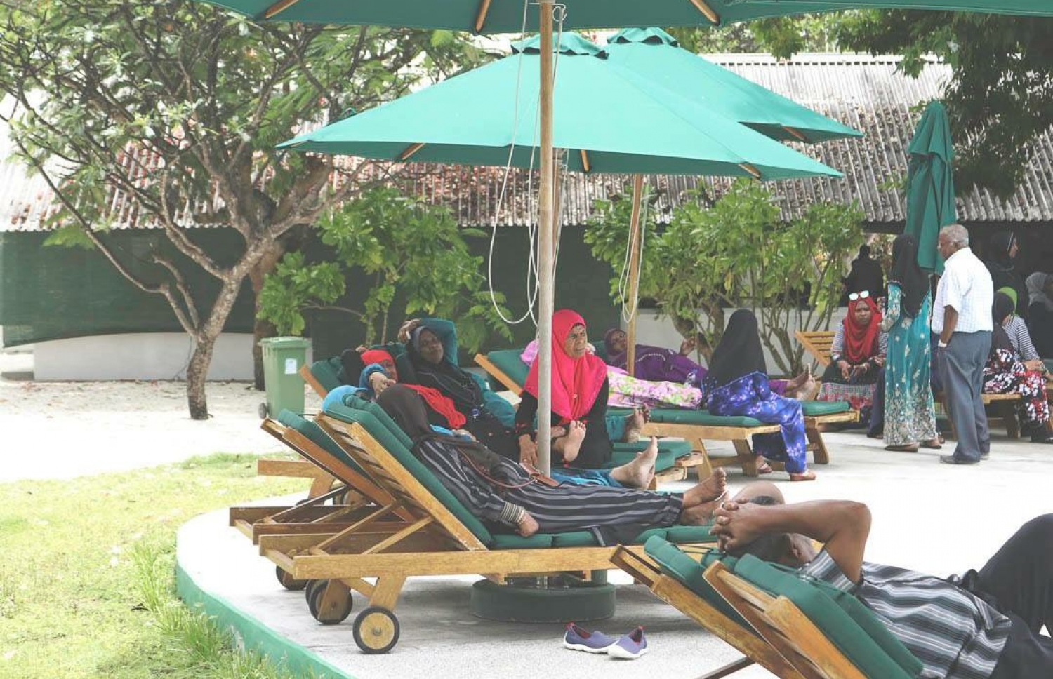 ޕެންޝަން އޮފީހުން 2017 ވަނަ އަހަރު އައްޑޫގައި ބޭއްވި "އިސް ރަށްވެހިންނާއެކު ޕެންޝަން އޮފީސް ޕްރޮގްރާމު"ގެ ތެރެއިން