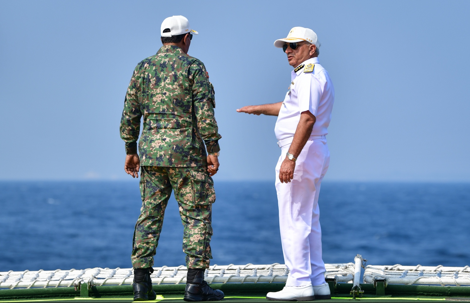 މާލެ: ނޮވެމްބަރު 27، 2018: އިންޑިޔާ އަދި ސްރީލަންކާއާ ގުޅިގެން ރާއްޖޭގައި ހިންގާ "ދޯސްތީ" ގެ ތަމްރީނުތަކުގެ ތެރެއިން.-- ފޮޓޯ: ނިޝާން އަލީ /މިހާރު