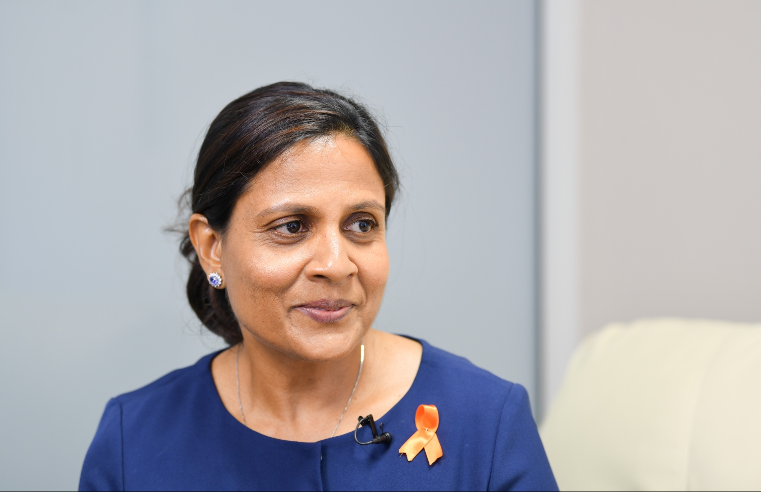 ފަސްޓް ލޭޑީ ފަޒޫ "މިހާރު"އާ ވާހަކަ ދައްކަވަނީ. --ފޮޓޯ: ހުސެއިން ވަހީދު/މިހާރު